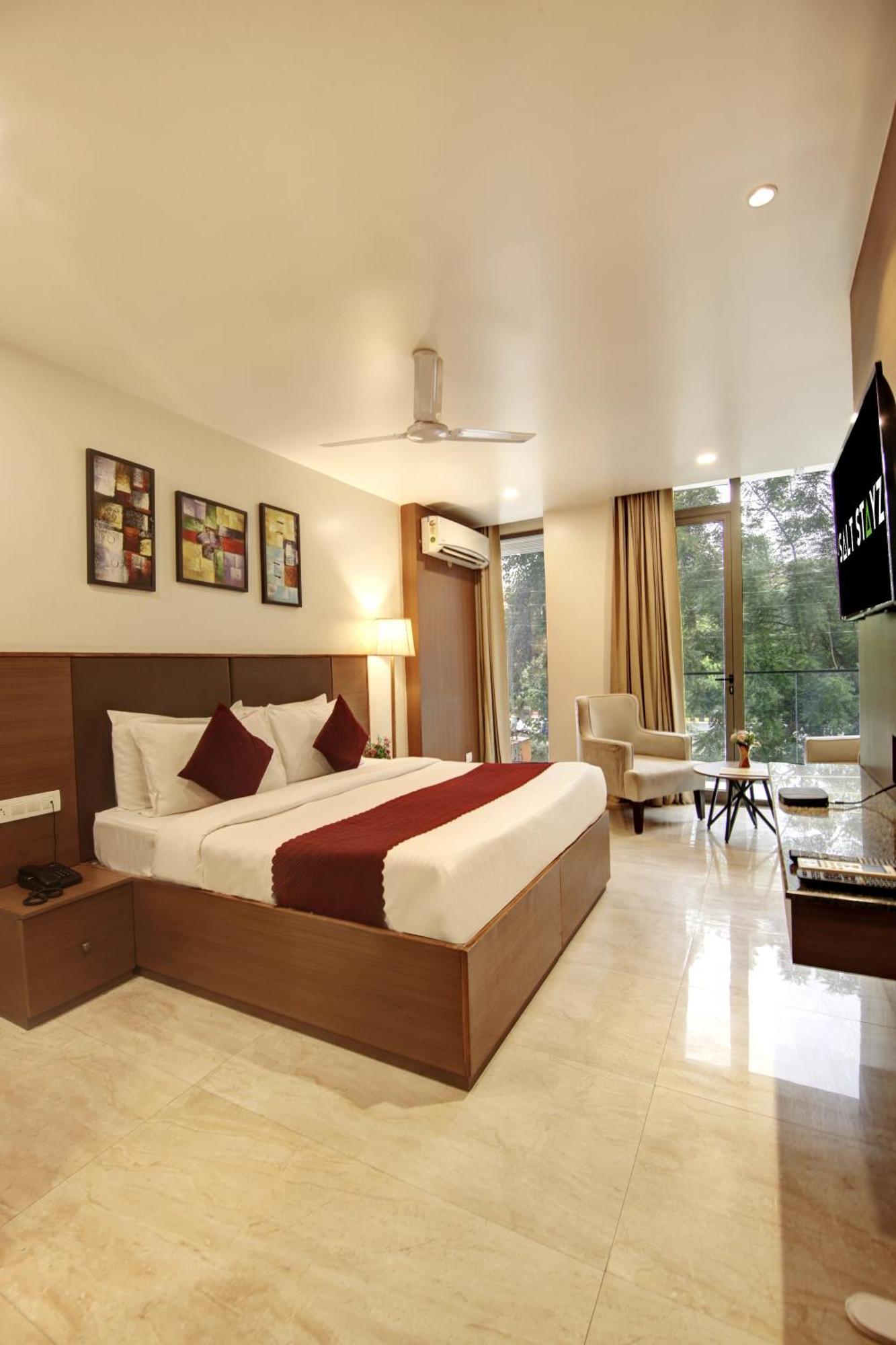 Saltstayz Select - Unitech Cyber Park 4* Gurgaon