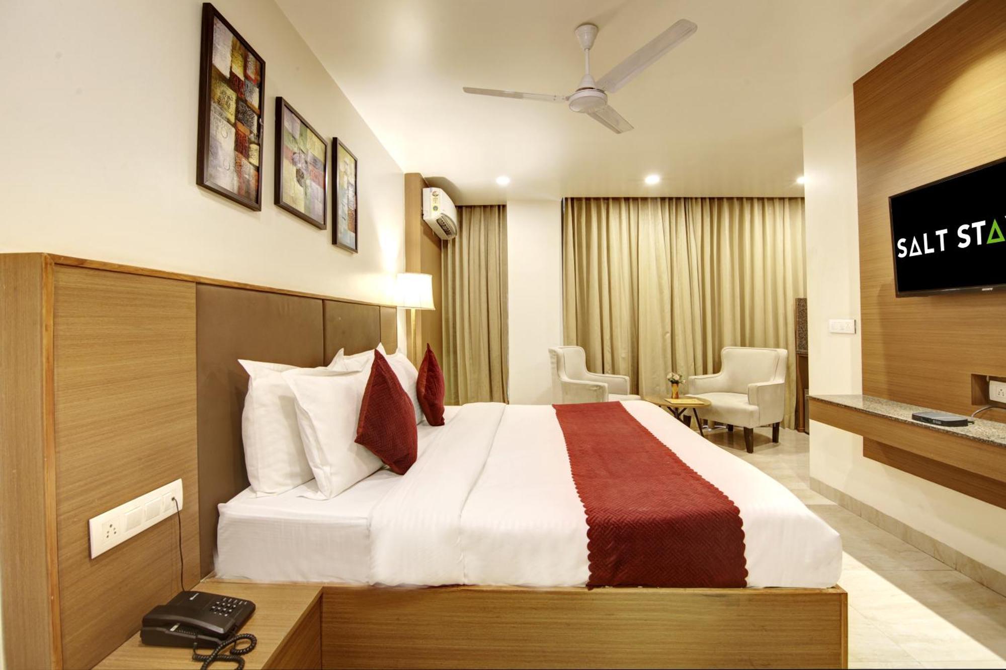 Saltstayz Select - Unitech Cyber Park Gurgaon