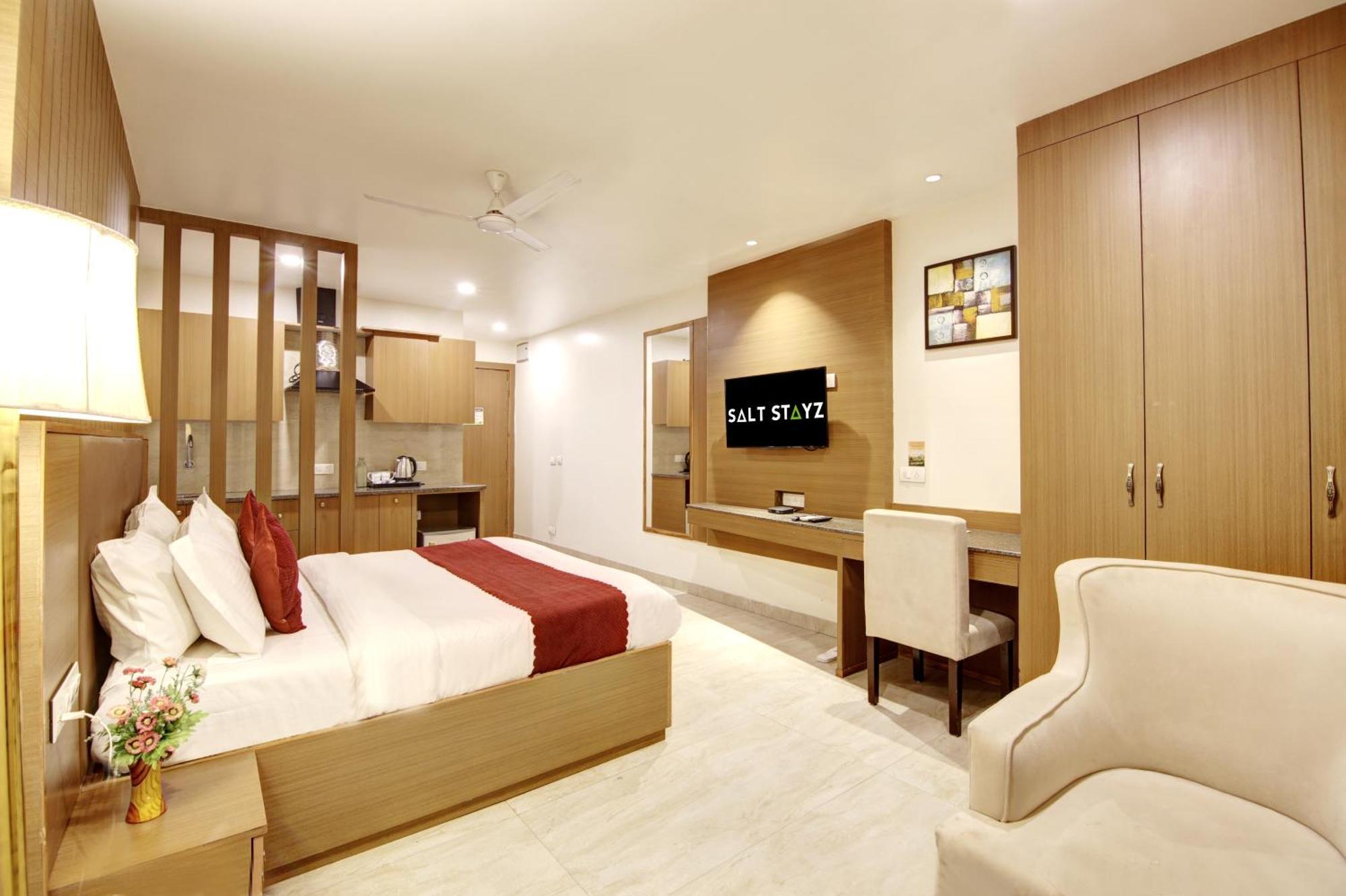 Saltstayz Select - Unitech Cyber Park Hotel