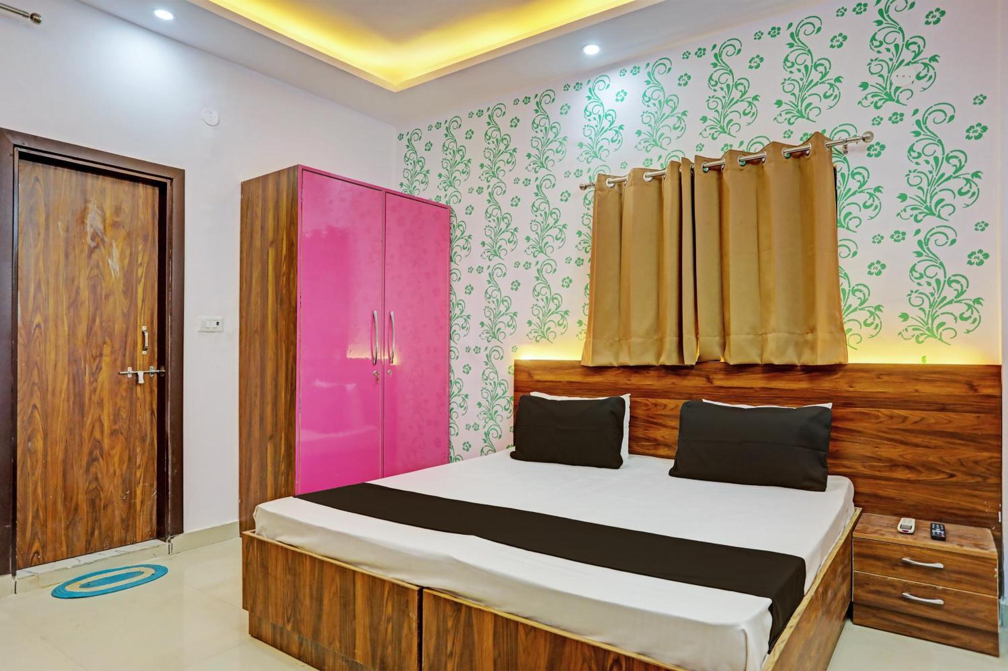 Hotel O Ananda Gurgaon