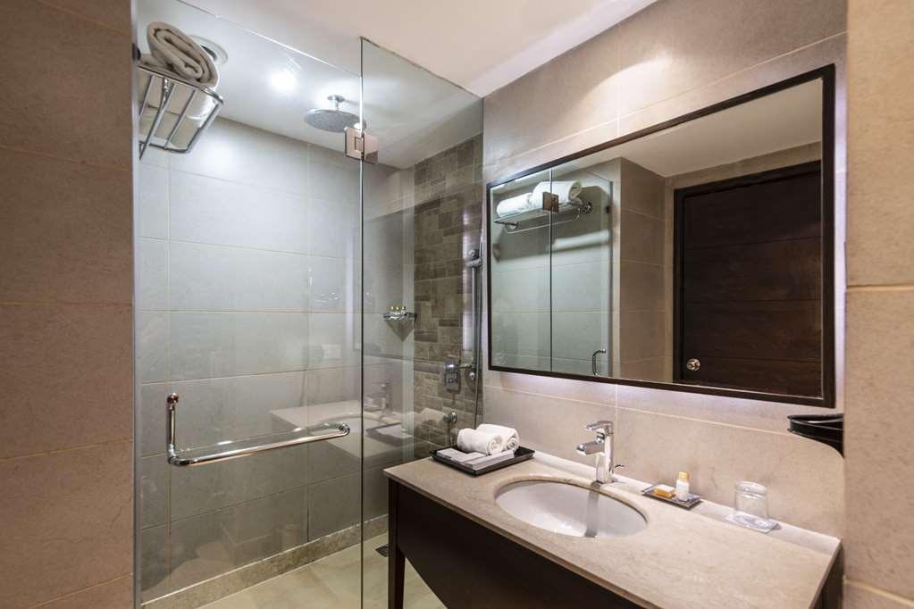 Country & By Radisson, Gurugram Sohna R