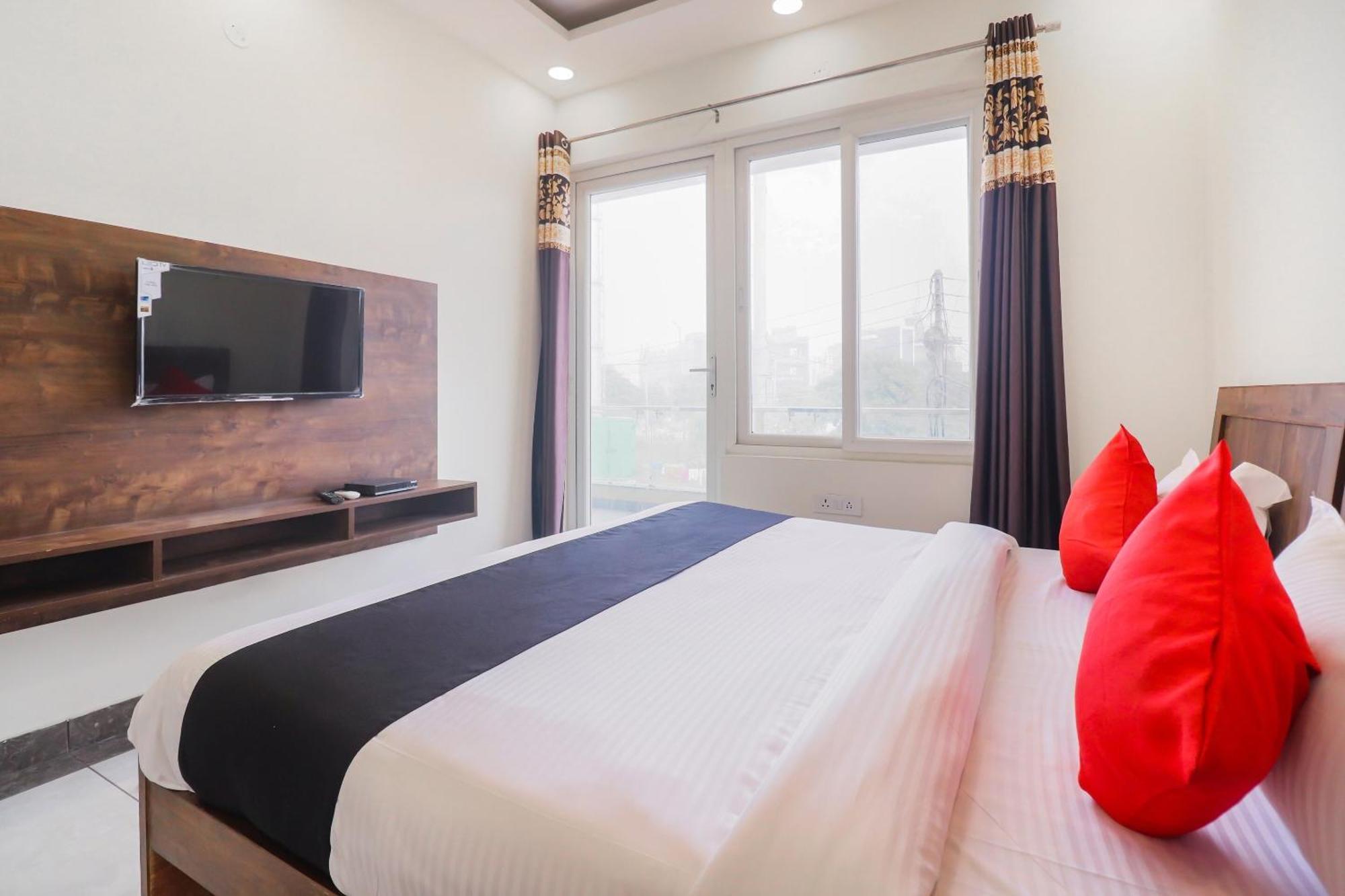 Collection O Leaf Residency Hotel 3*