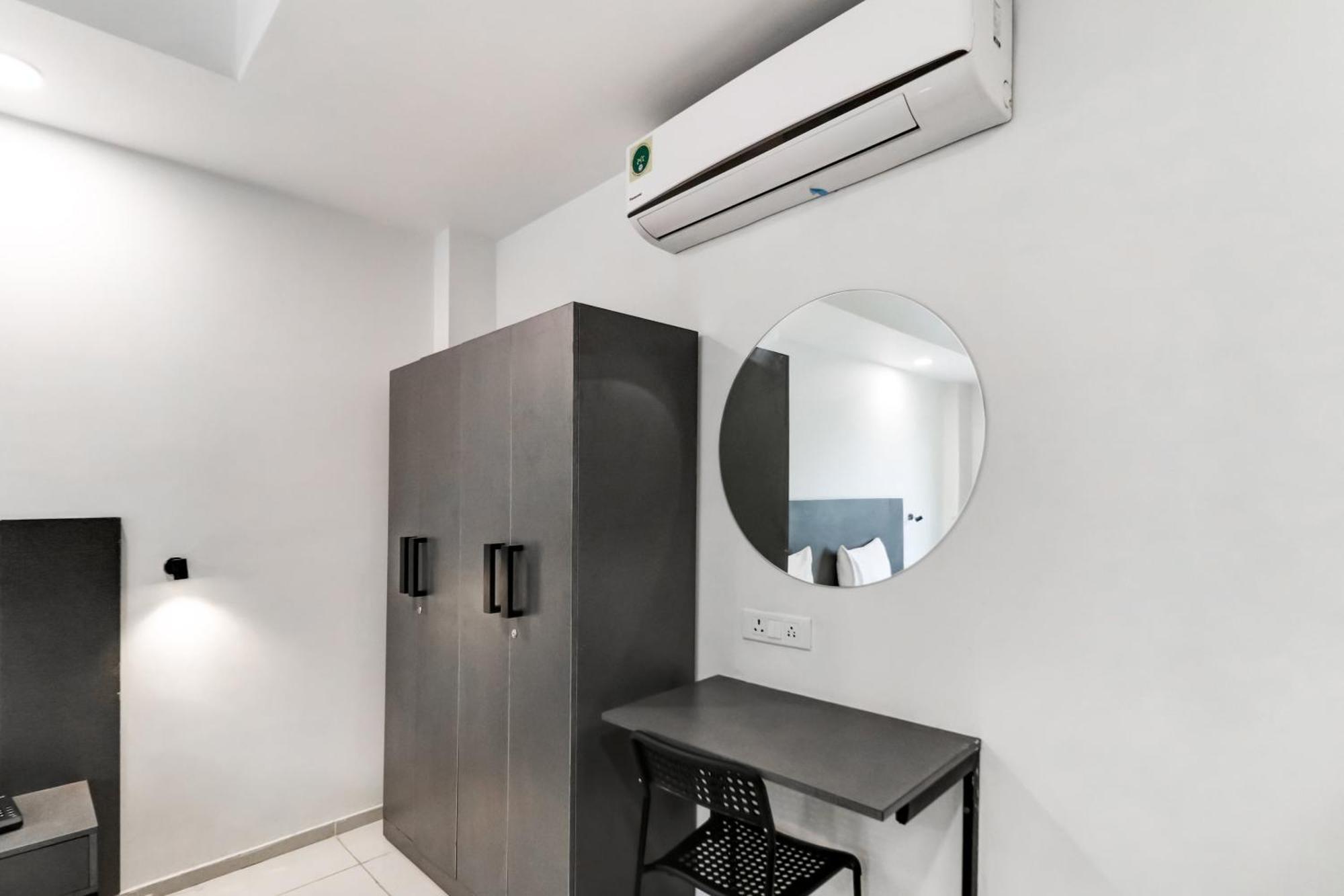 Townhouse South 2 Sector 49 4*