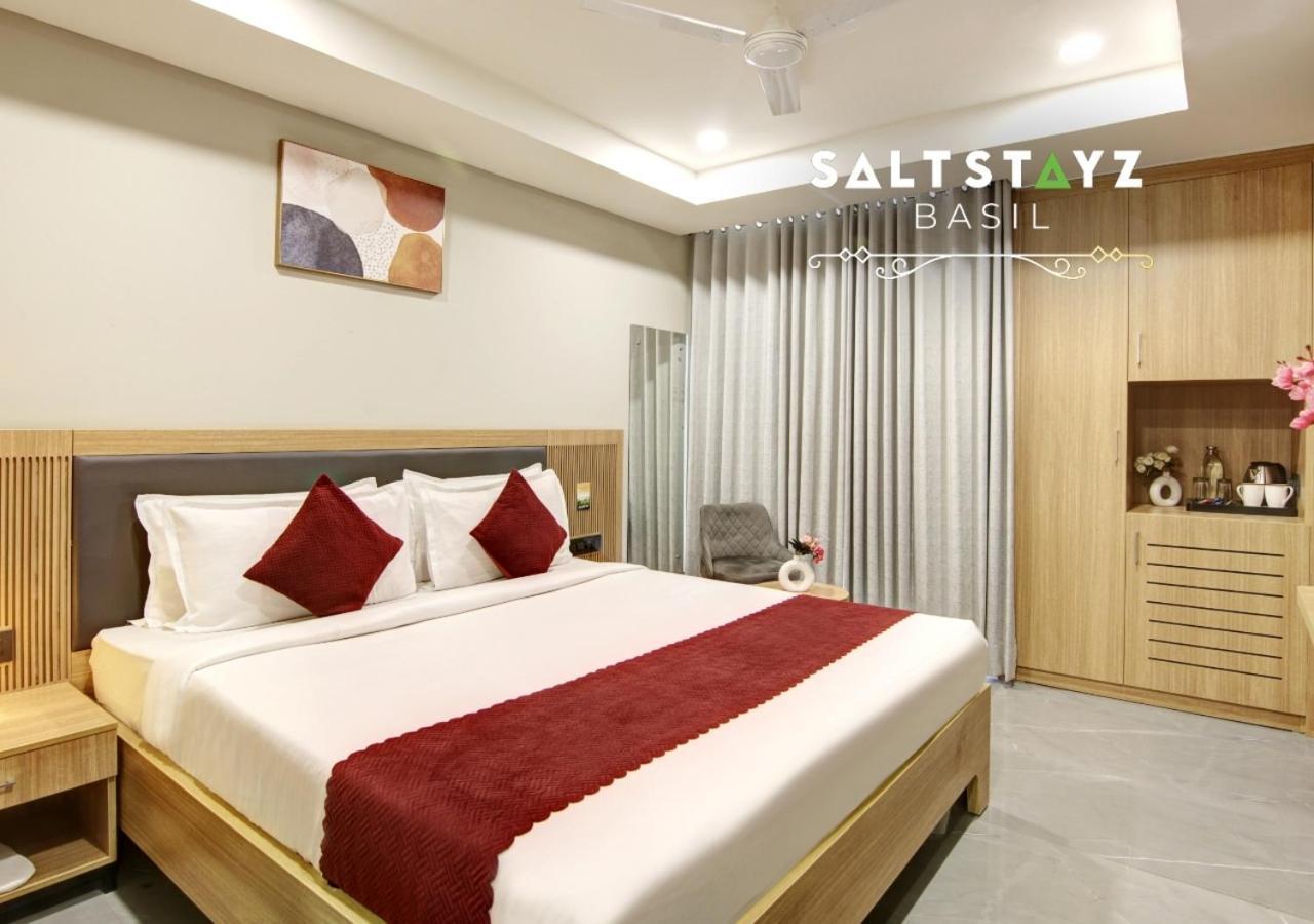 Saltstayz Basil - Near Golf Course Road & Extension Road 4* Gurgaon