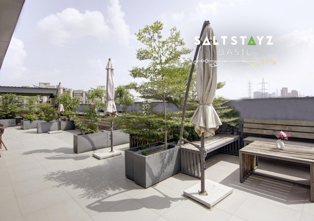 Saltstayz Basil - Near Golf Course Road & Extension Road Hotel 4*
