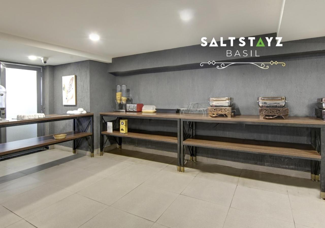 Saltstayz Basil - Near Golf Course Road & Extension Road 4*