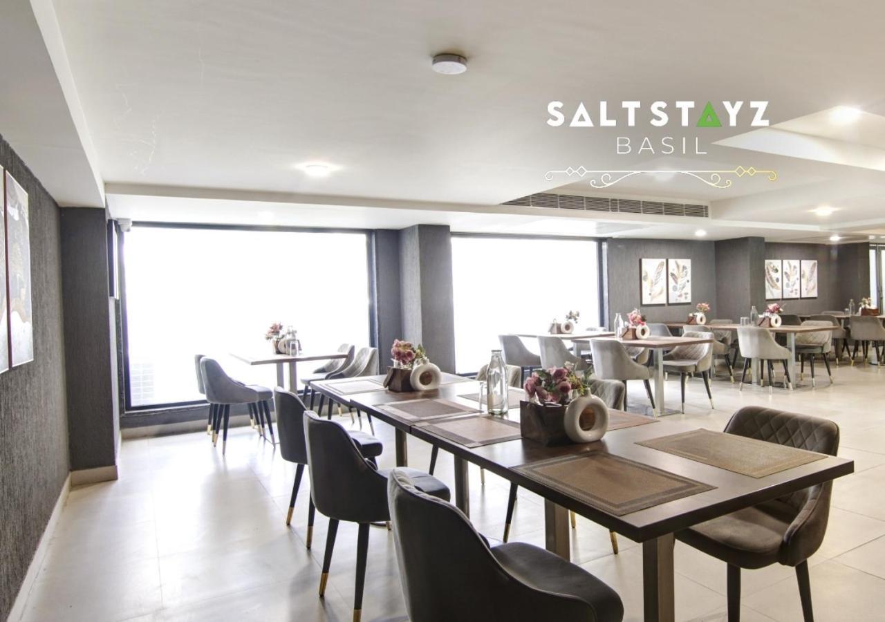 Saltstayz Basil - Near Golf Course Road & Extension Road 4*