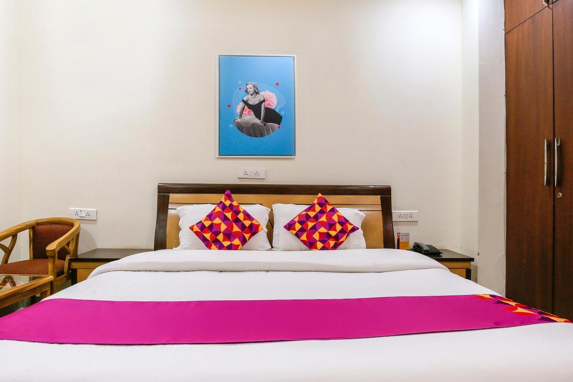 O Crystal Residency 3*