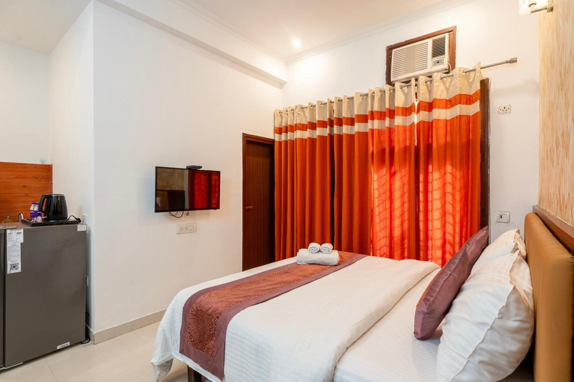 Serviced Near Medanta Hospital Medicity By The Lodgers Gurgaon