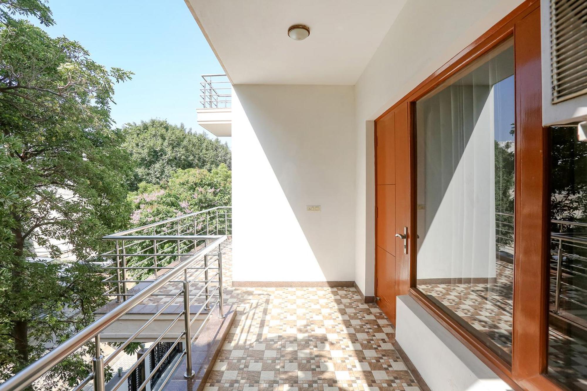Fabhotel New Journey Hospitality 3*