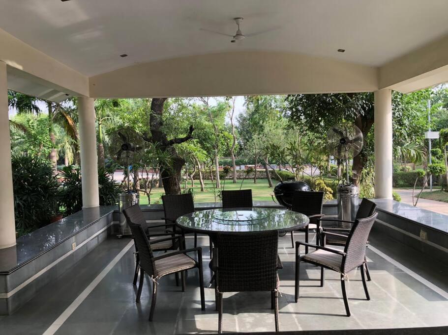 Zoned Farm House A Natural Haven In Manesar, Gurugram Villa *