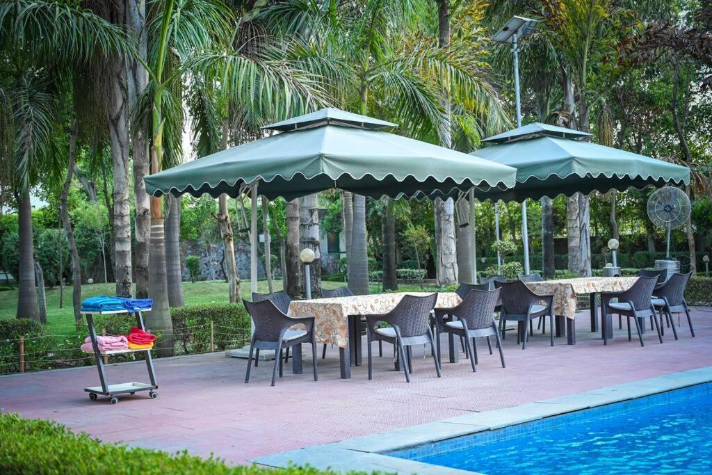Zoned Farm House A Natural Haven In Manesar, Gurugram Villa *
