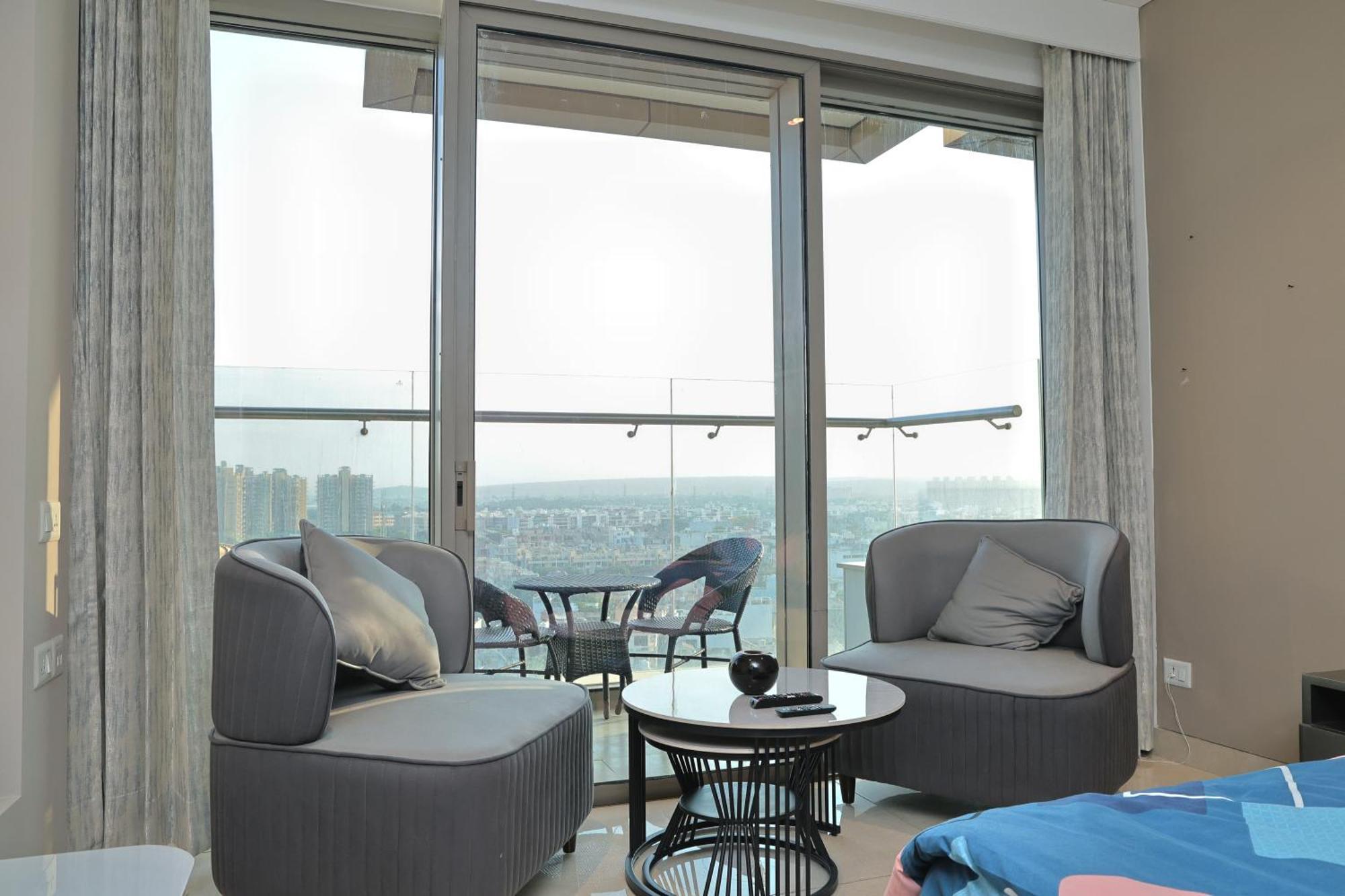 High Rise Den 1