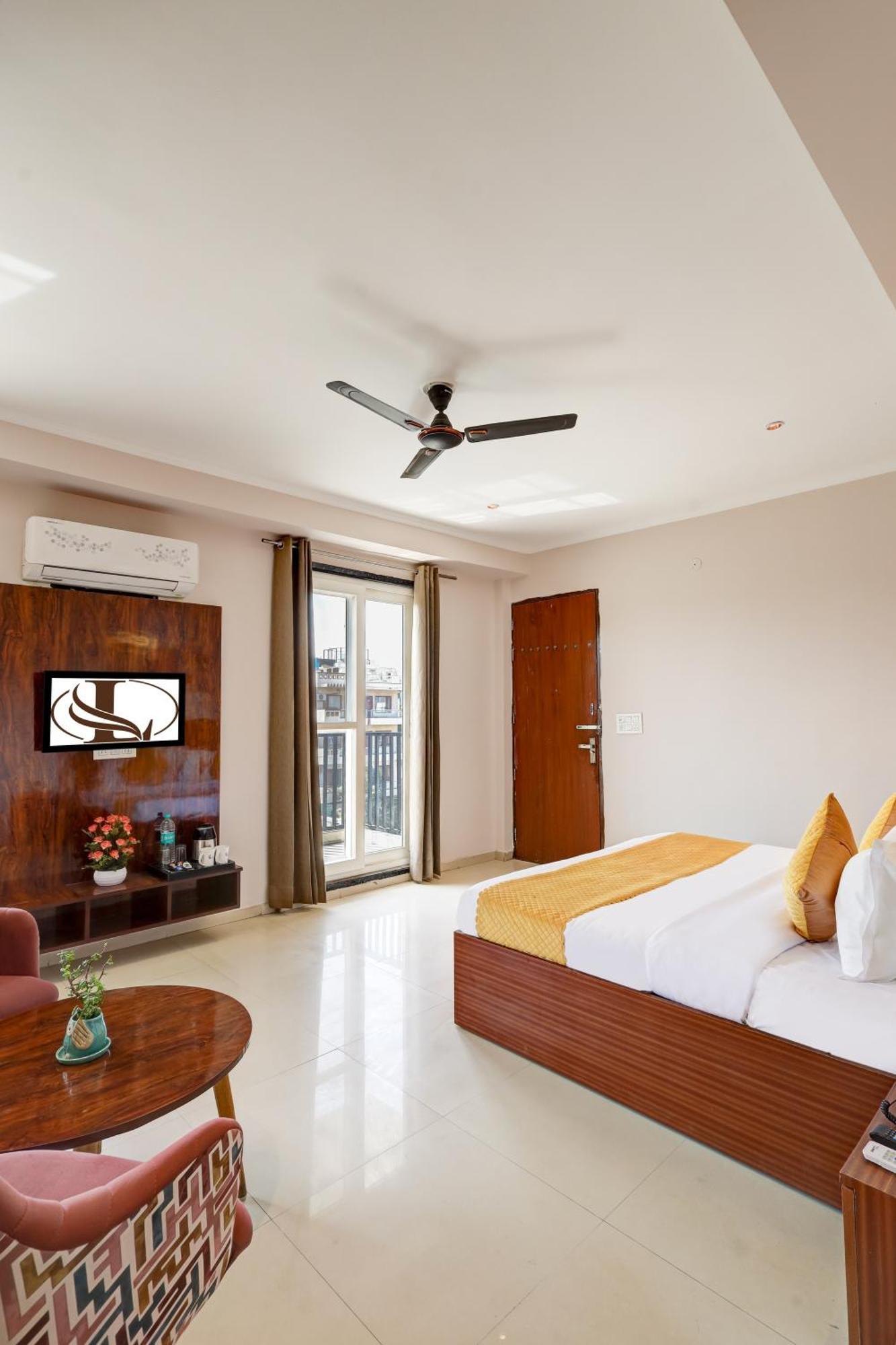 Hotel Limewood Oasis - Golf Course Road