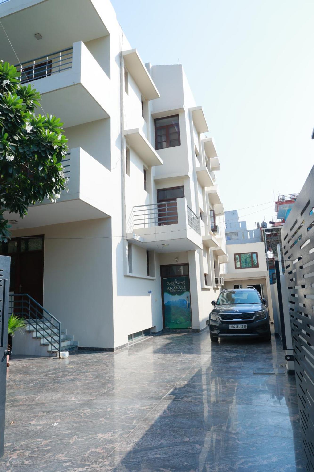 Guest house Aravali Residency