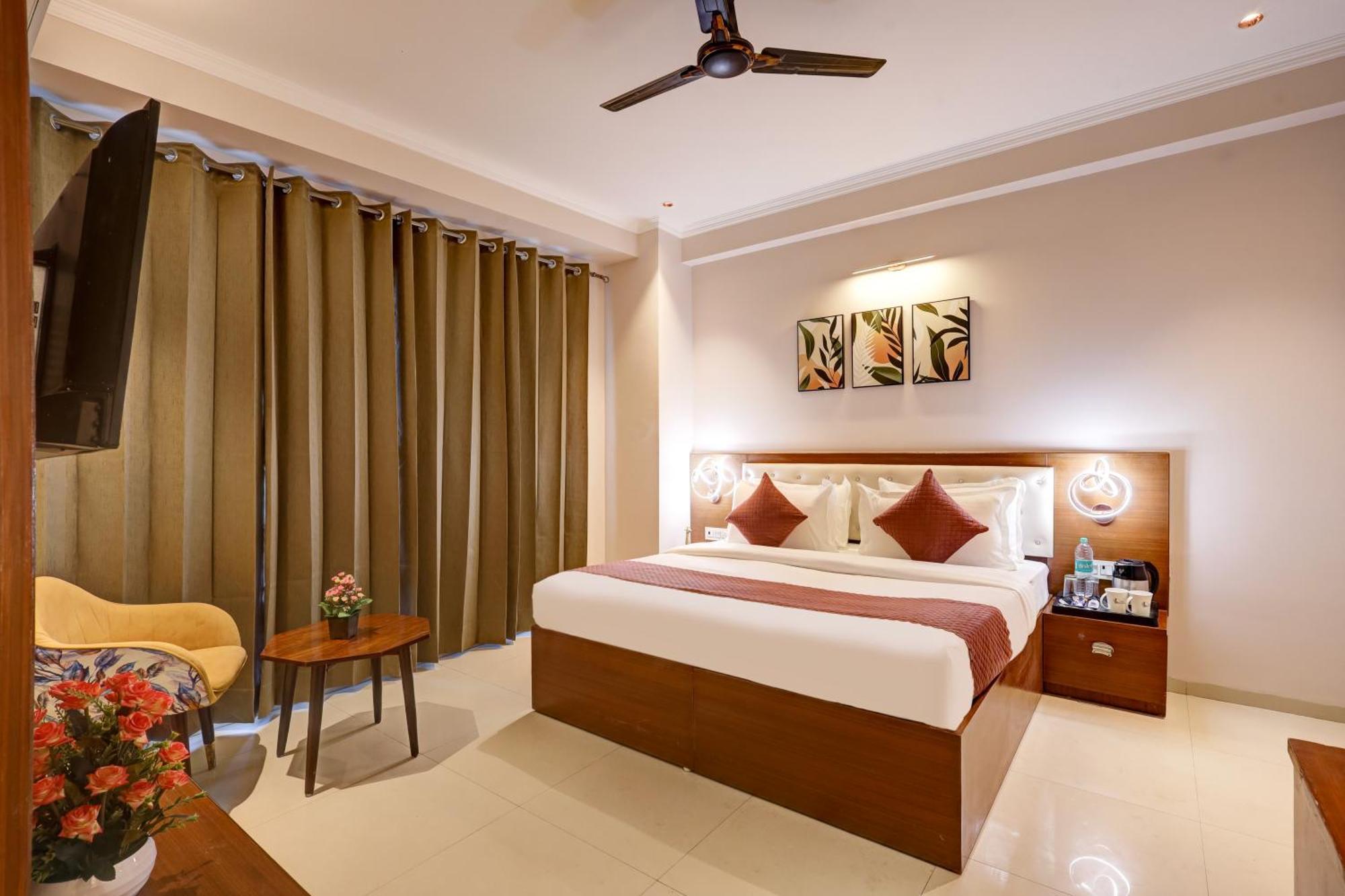 Limewood Oasis - Golf Course Road Hotel