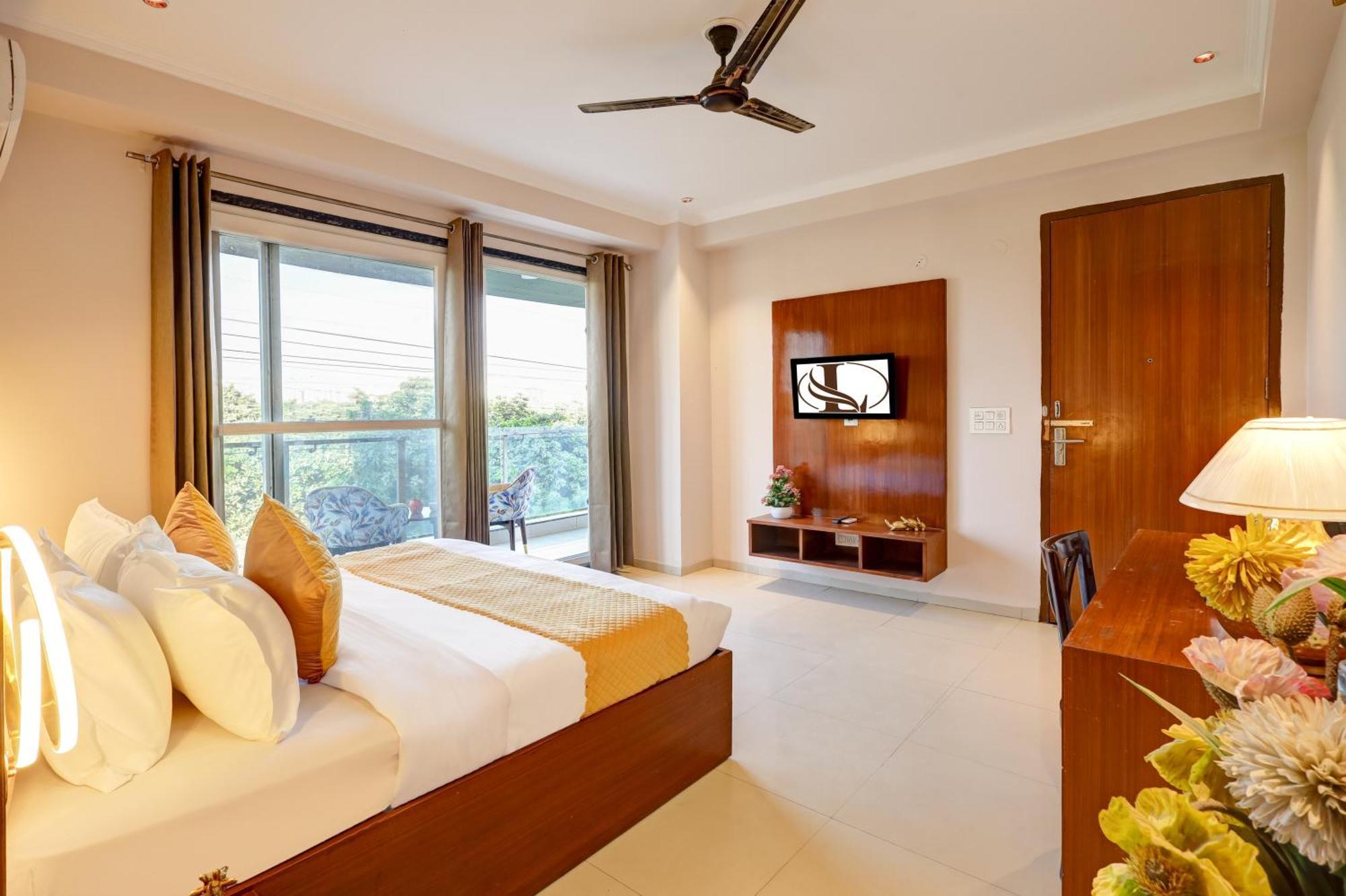Limewood Oasis - Golf Course Road Hotel *