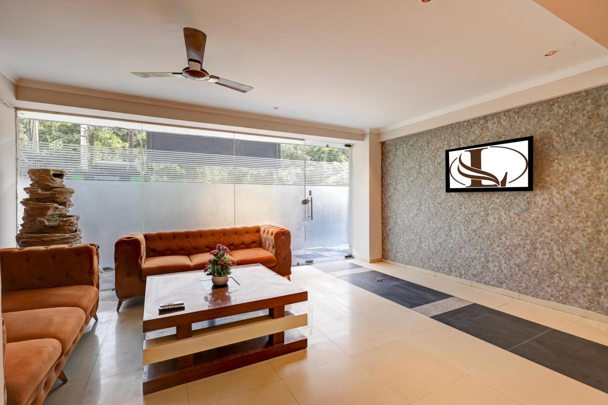 Limewood Oasis - Golf Course Road Hotel *