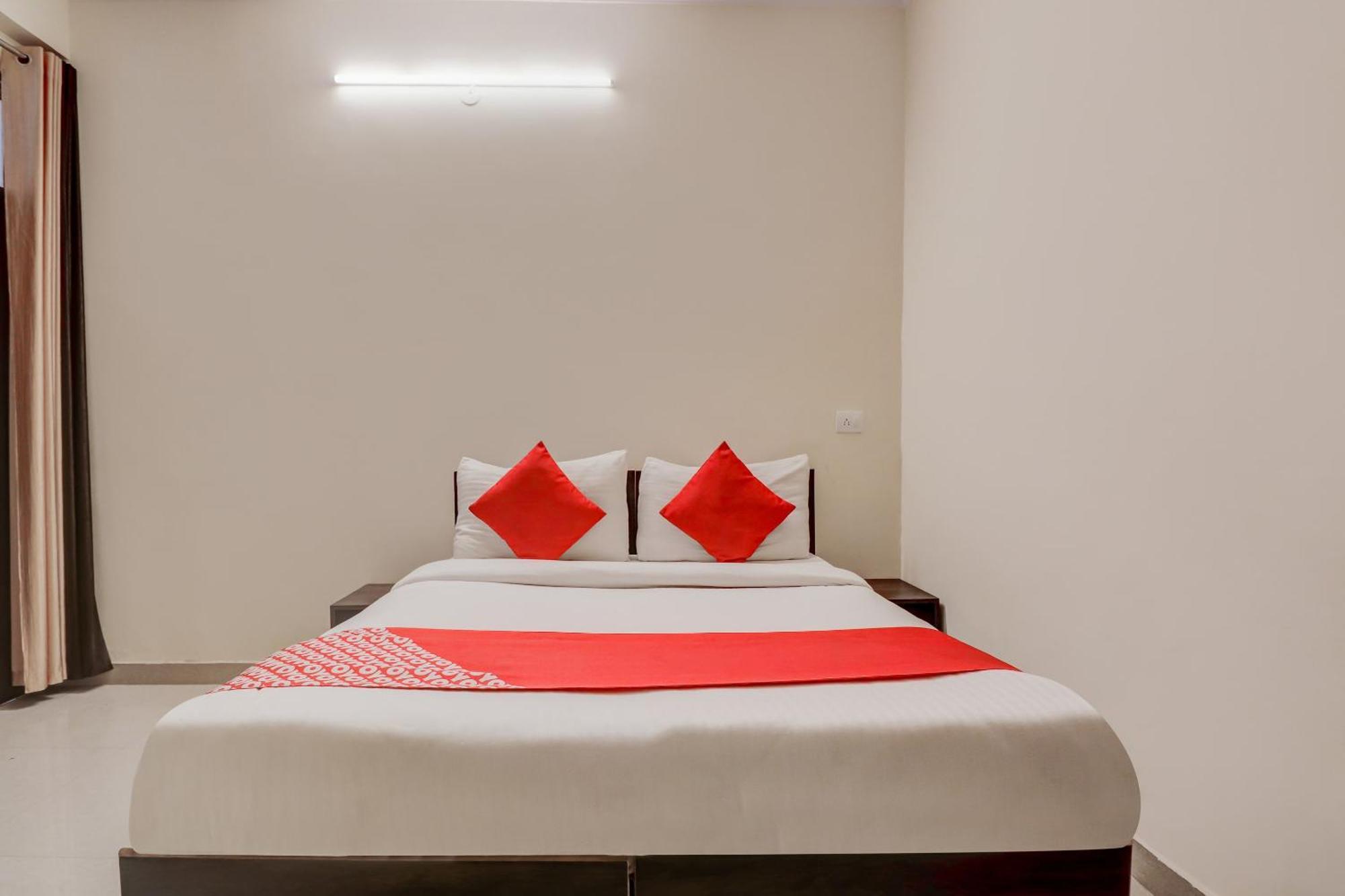 O Sapphire Near Omaxe Mall Hotel Gurgaon