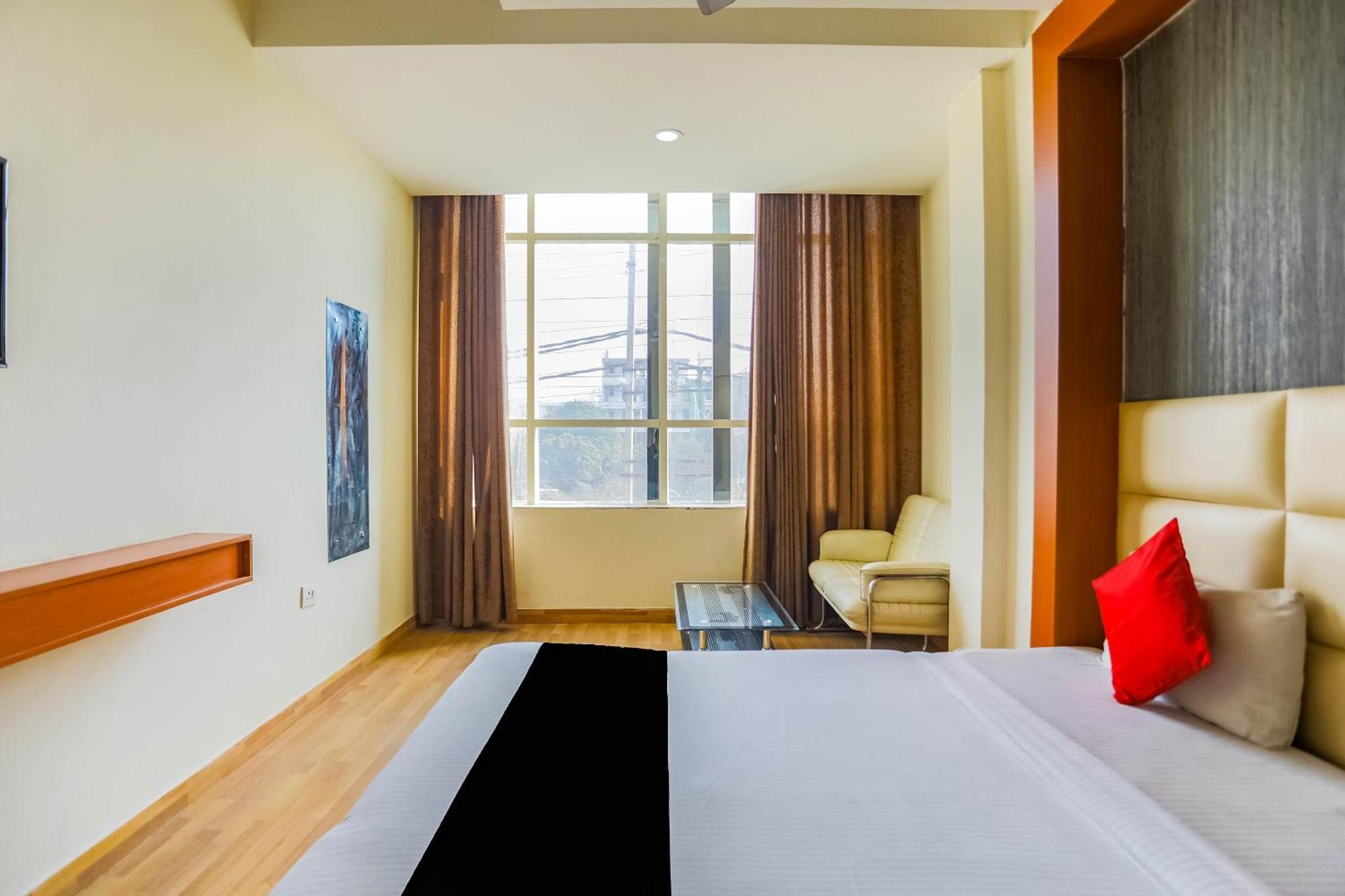 Hotel Collection O Comfort Residency Near Medanta Hospital Near Omaxe Celebration Mall Gurgaon