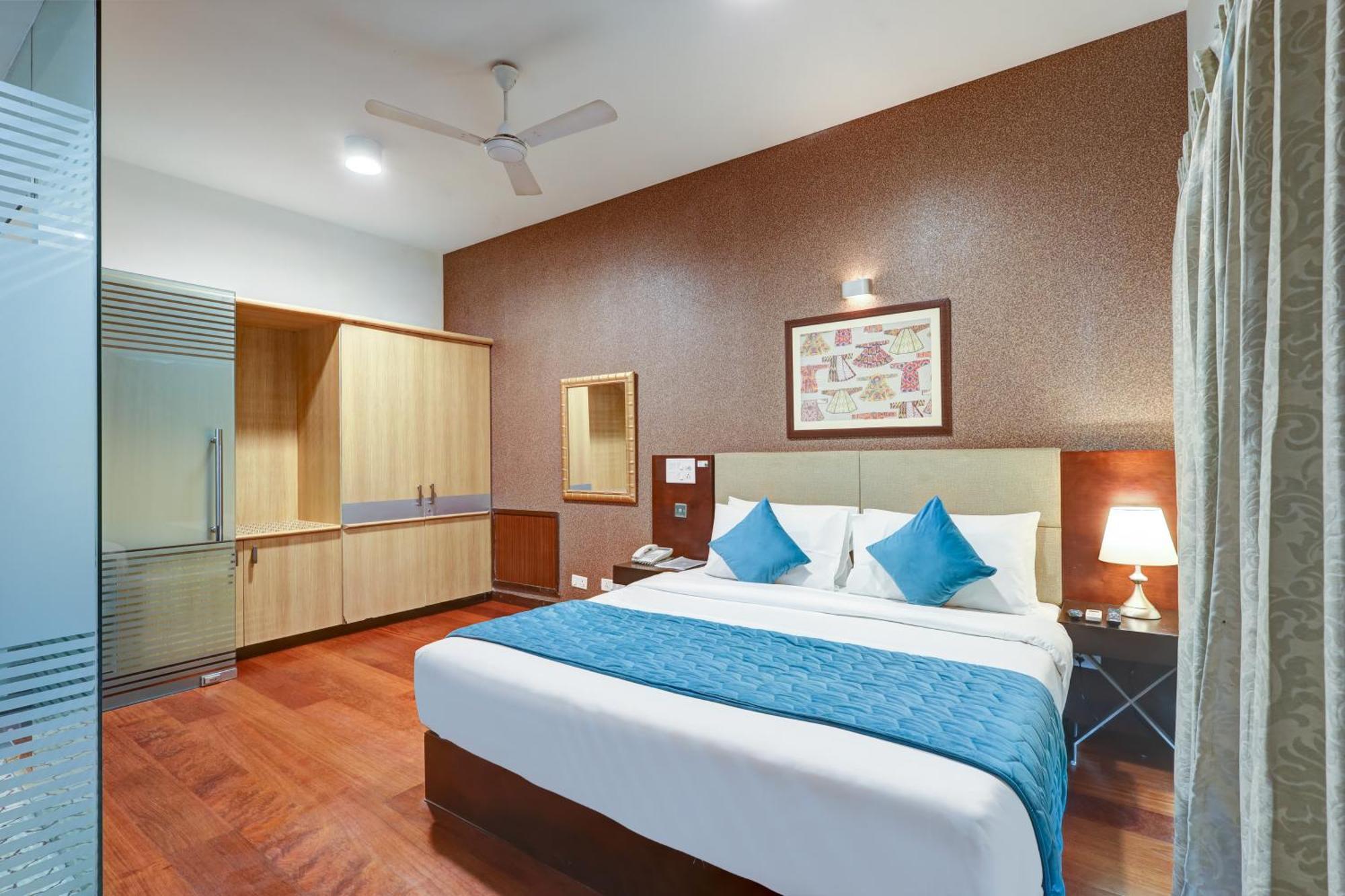 Hotel 91 Golf Course Road 3*