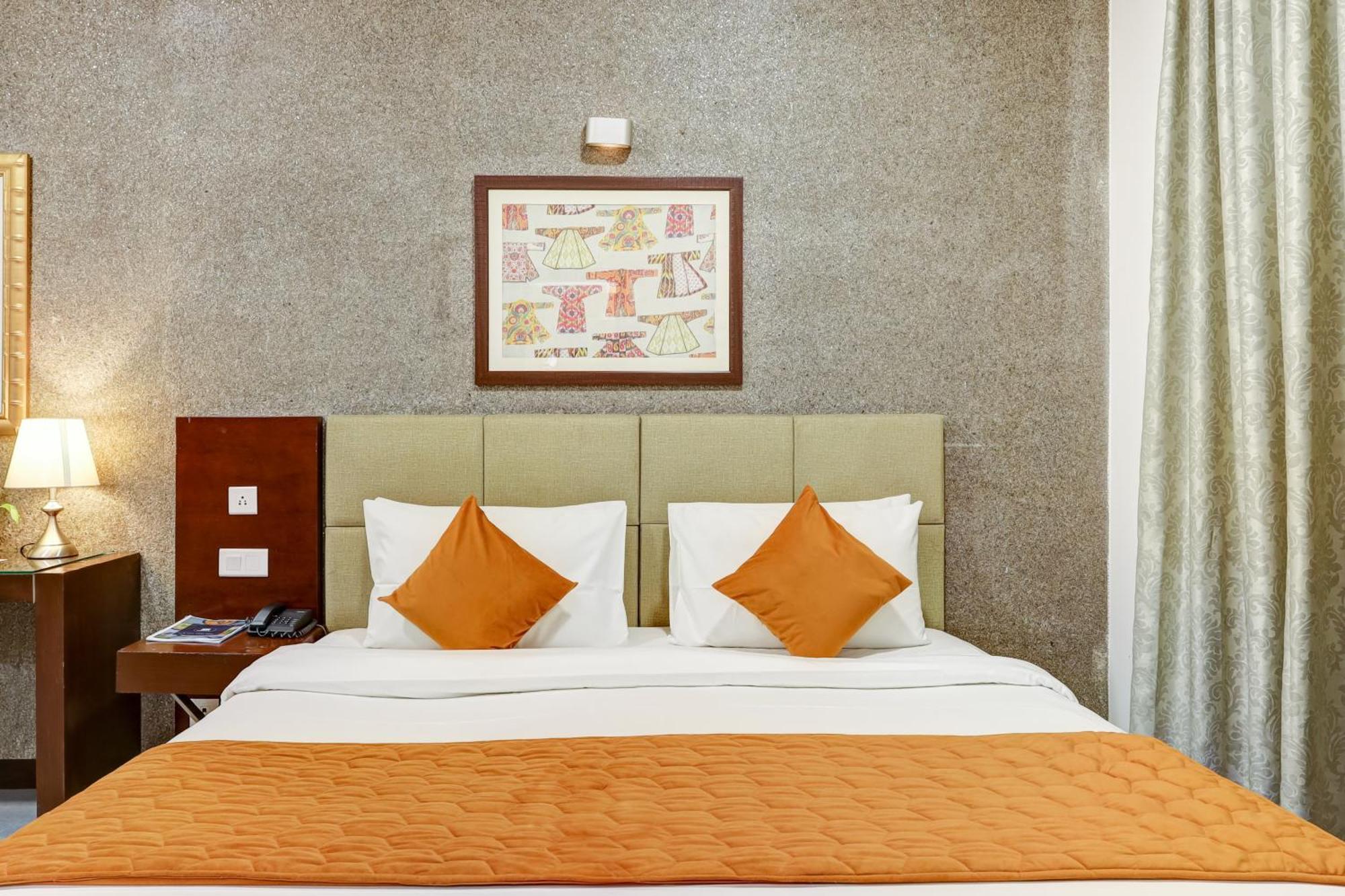 91 Golf Course Road 3*