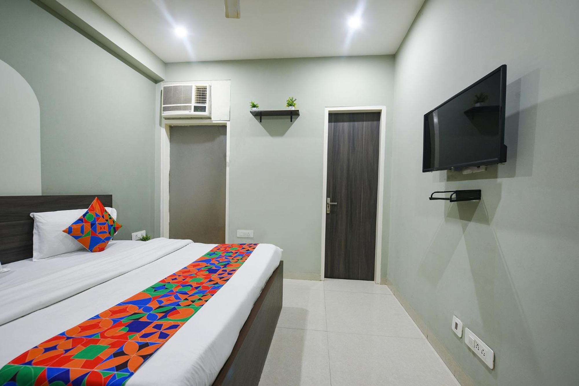 Fabhotel Alpha Hotel Gurgaon