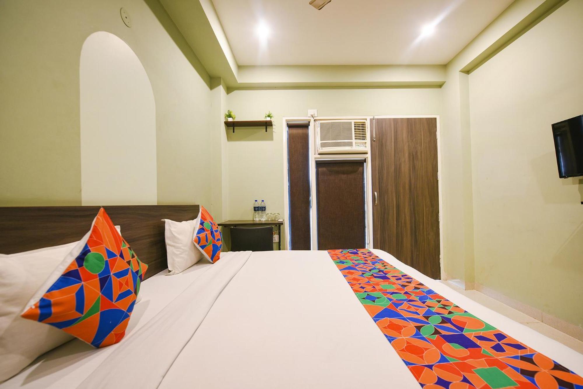 Fabhotel Alpha 4*