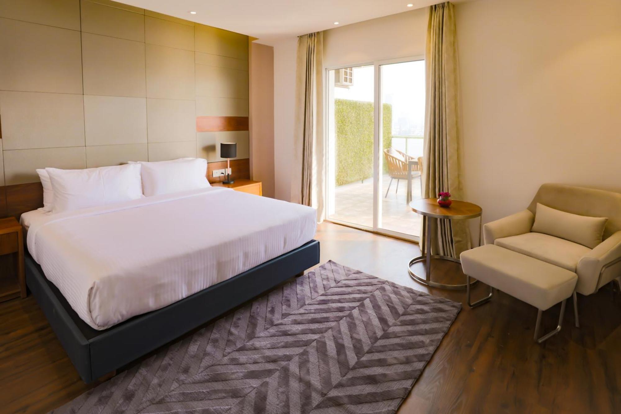 Regenta Gurugram, Sohna Road, Sector 49 4*