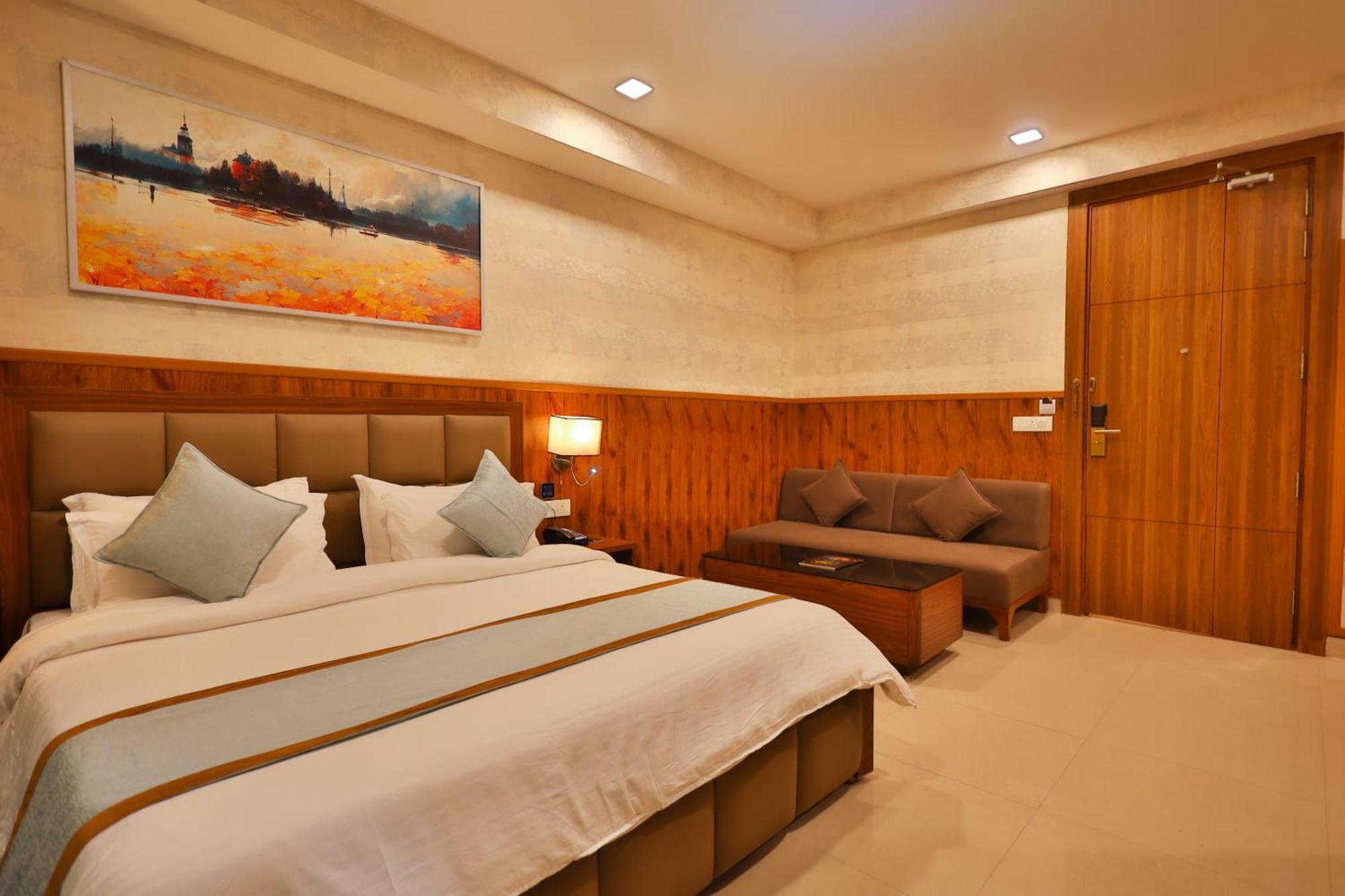 Clay Hotel, Sohna Road, Sector 49, Gurugram Gurgaon