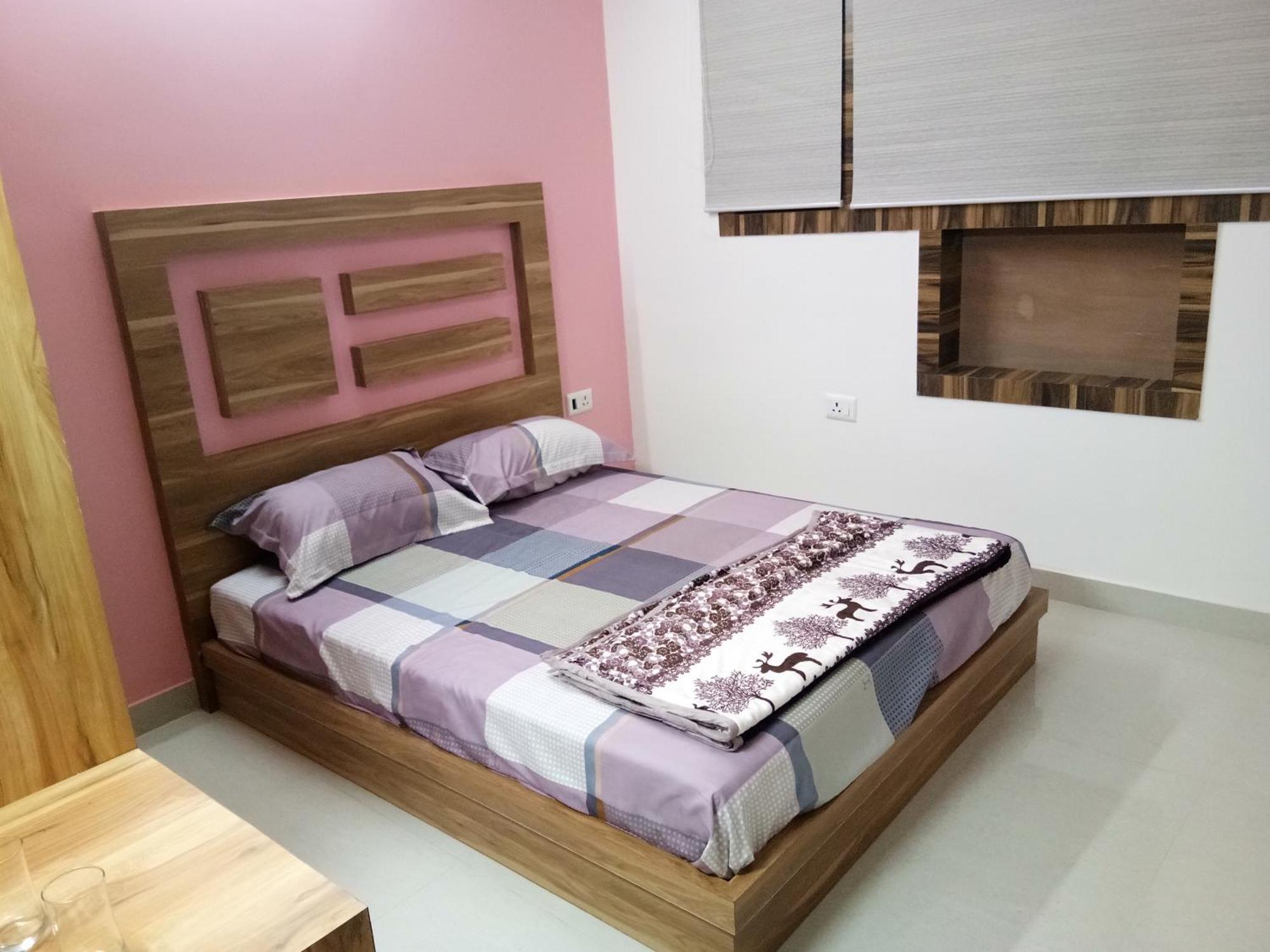 Palace 2* Gurgaon
