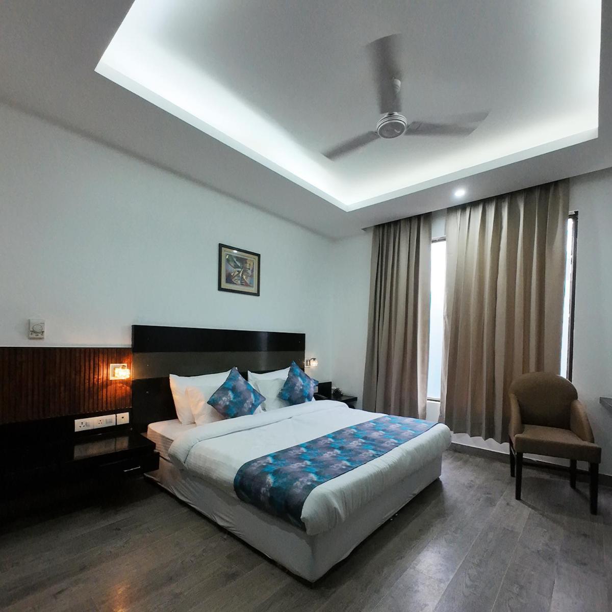 Ace7 - Boutique Near Mg Road