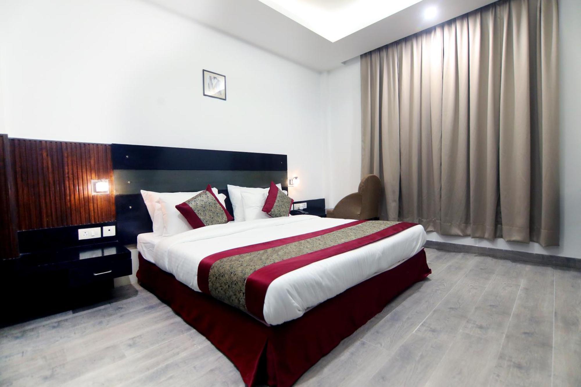 Ace7 - Boutique Near Mg Road