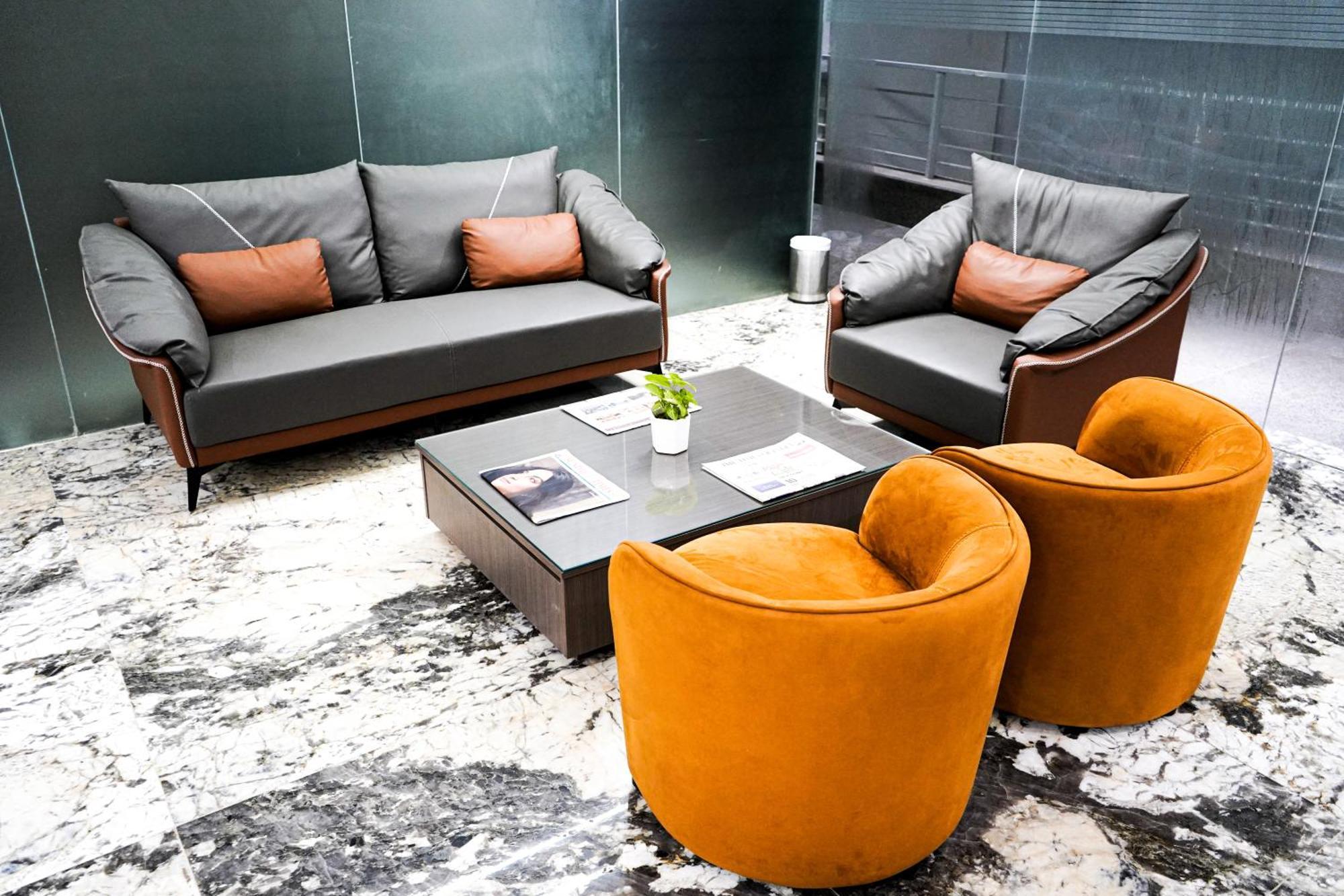 Hoften Sukh Vasa, Sector 51 Hotel
