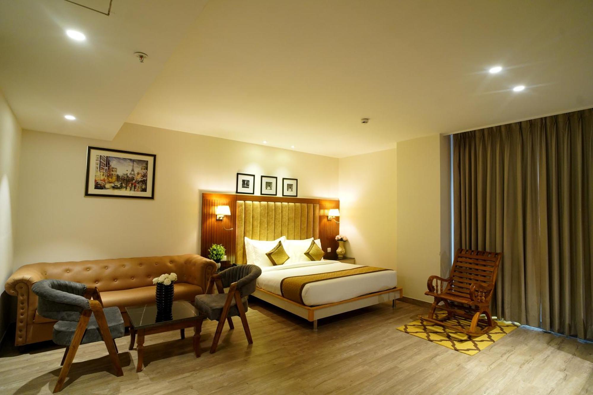 Hotel Sakura Gold 4*