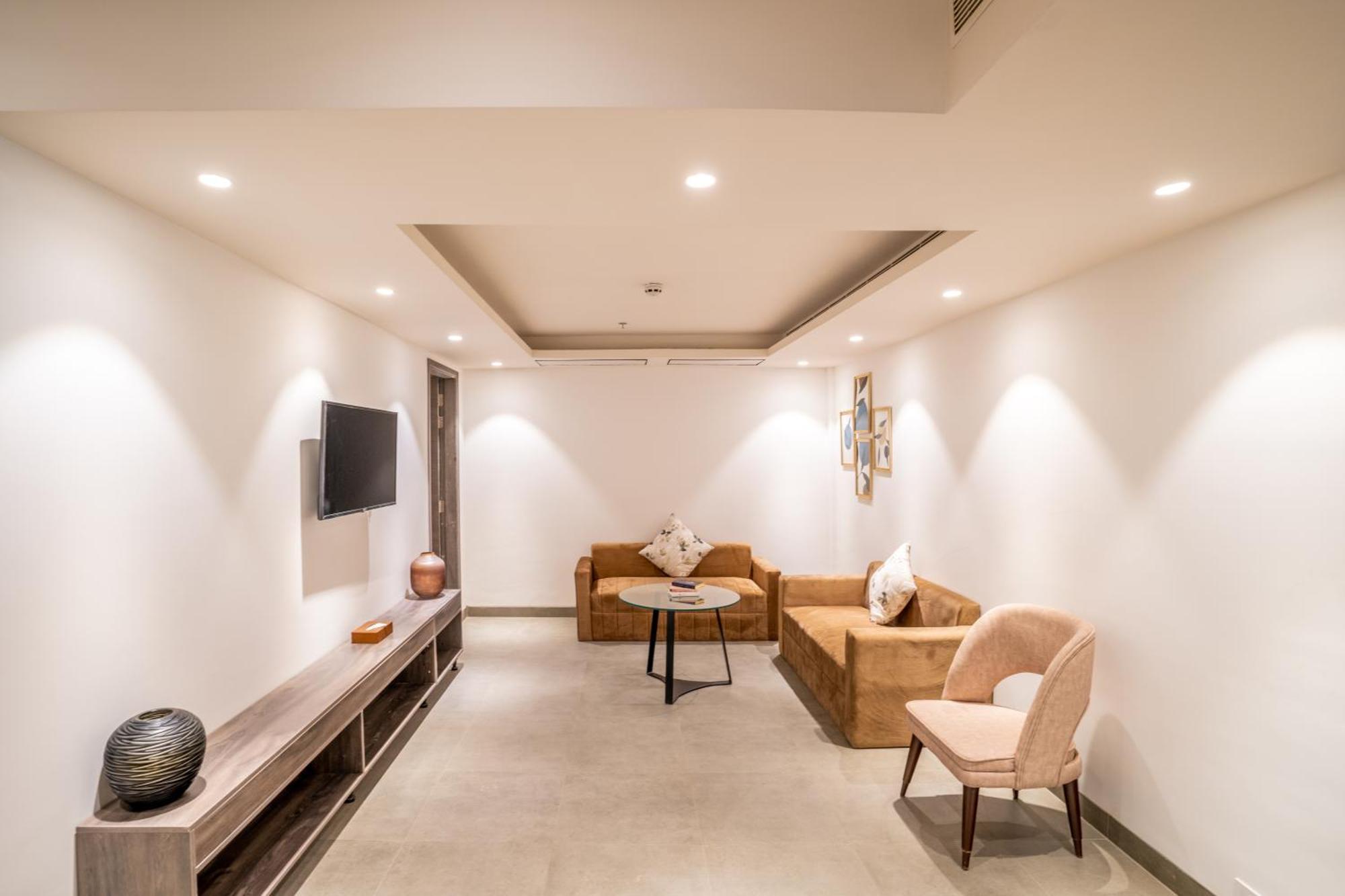 Hotel Juesta Residences - Aipl Joy Street, Gurgaon