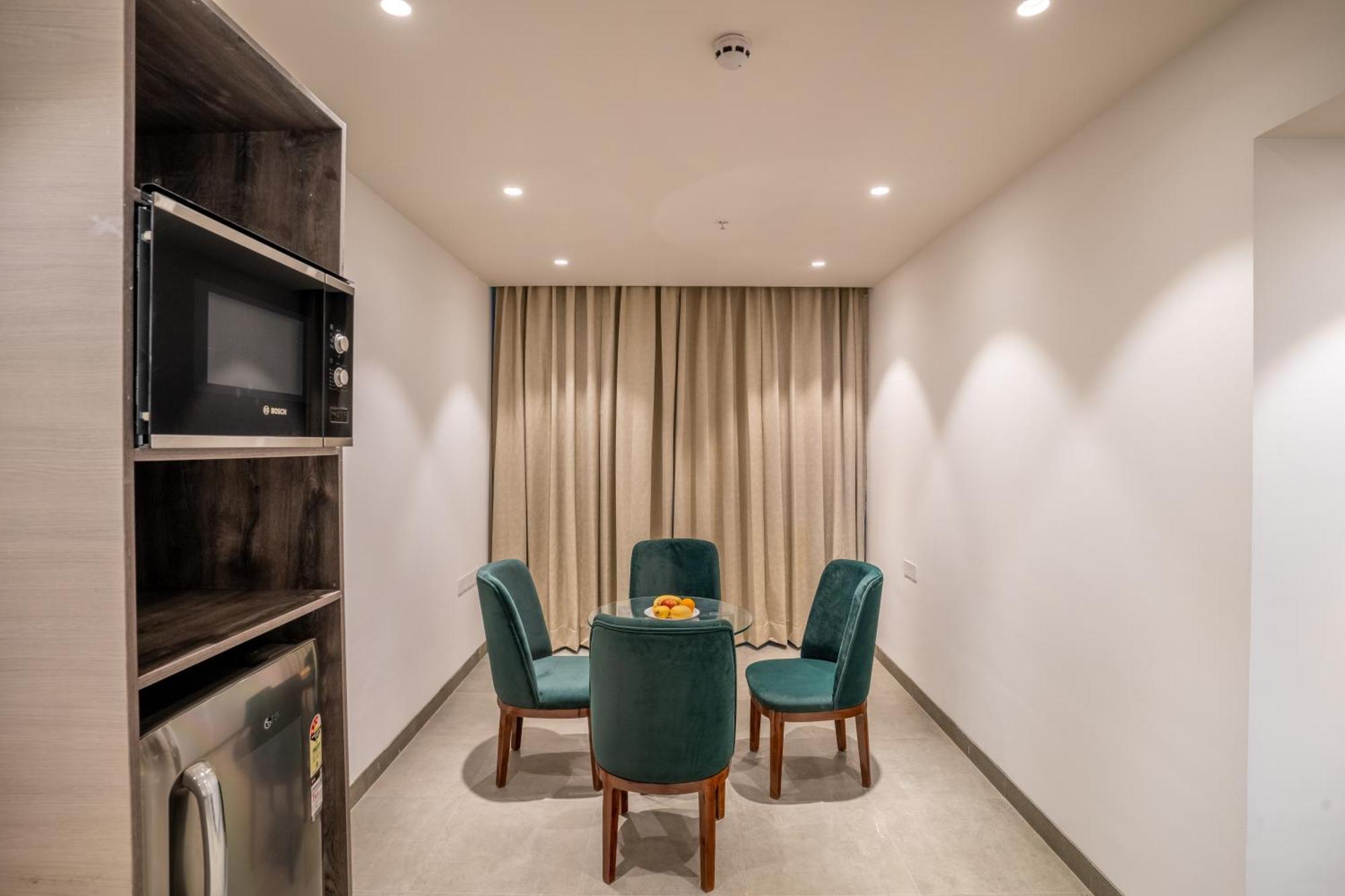 Hotel Juesta Residences - Aipl Joy Street, Gurgaon