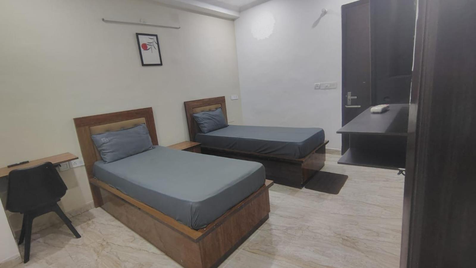 Apartment Living Homes Sagitta- Sector 51, Artemis Hospital, Near Unitech Cyber Park Gurgaon