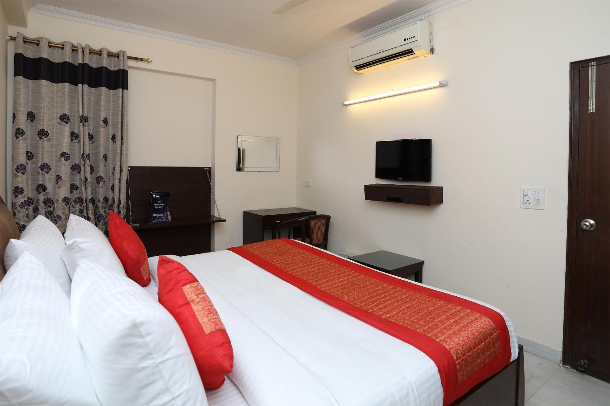 Hotel O Krishna Residency 3*