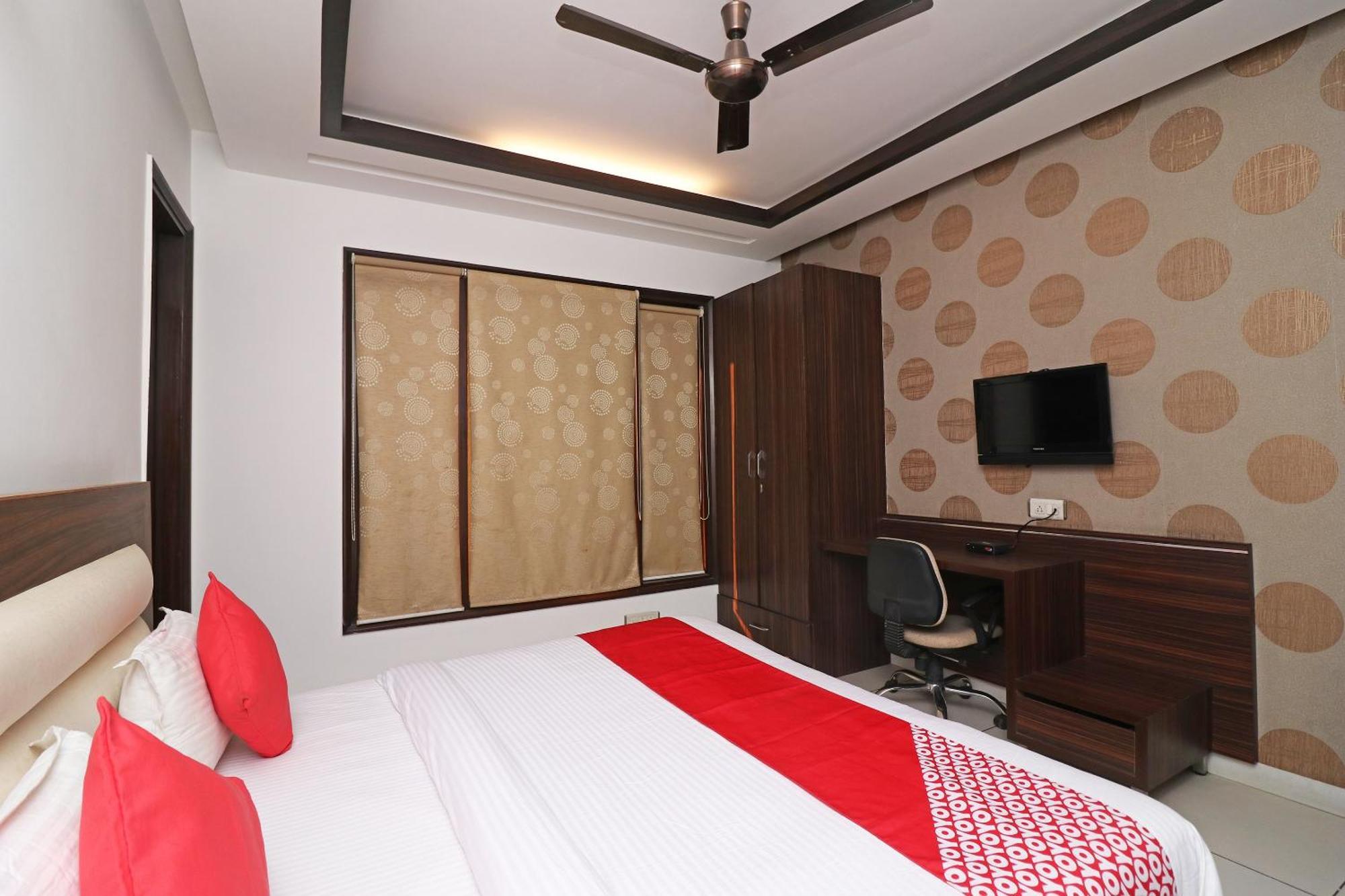 Wonderland Near Aravali Biodiversity Park 3* Gurgaon