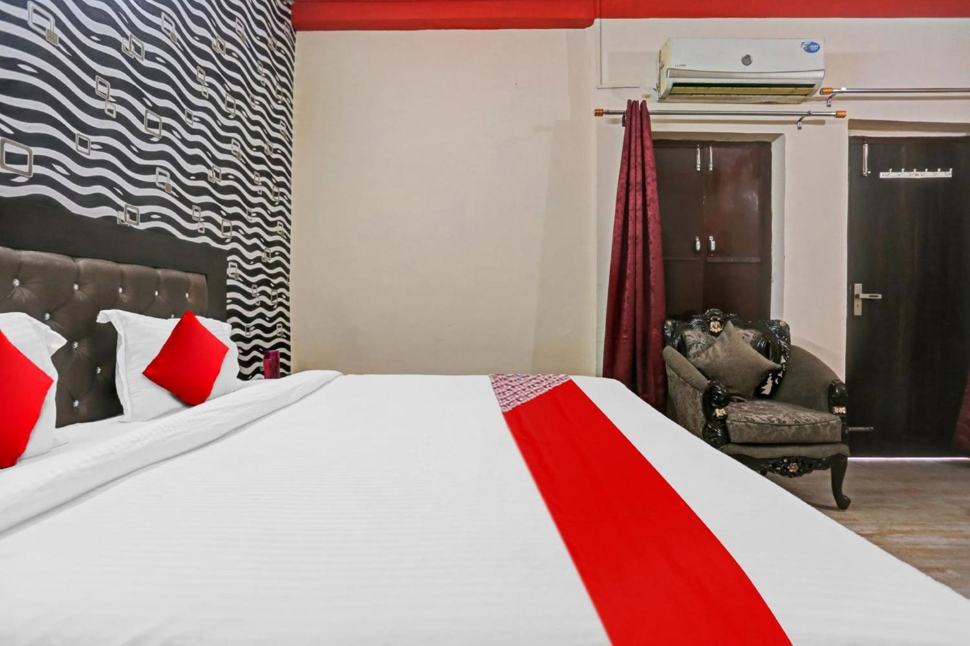 O Kunj Bihari Near Appu Ghar 3* Gurgaon