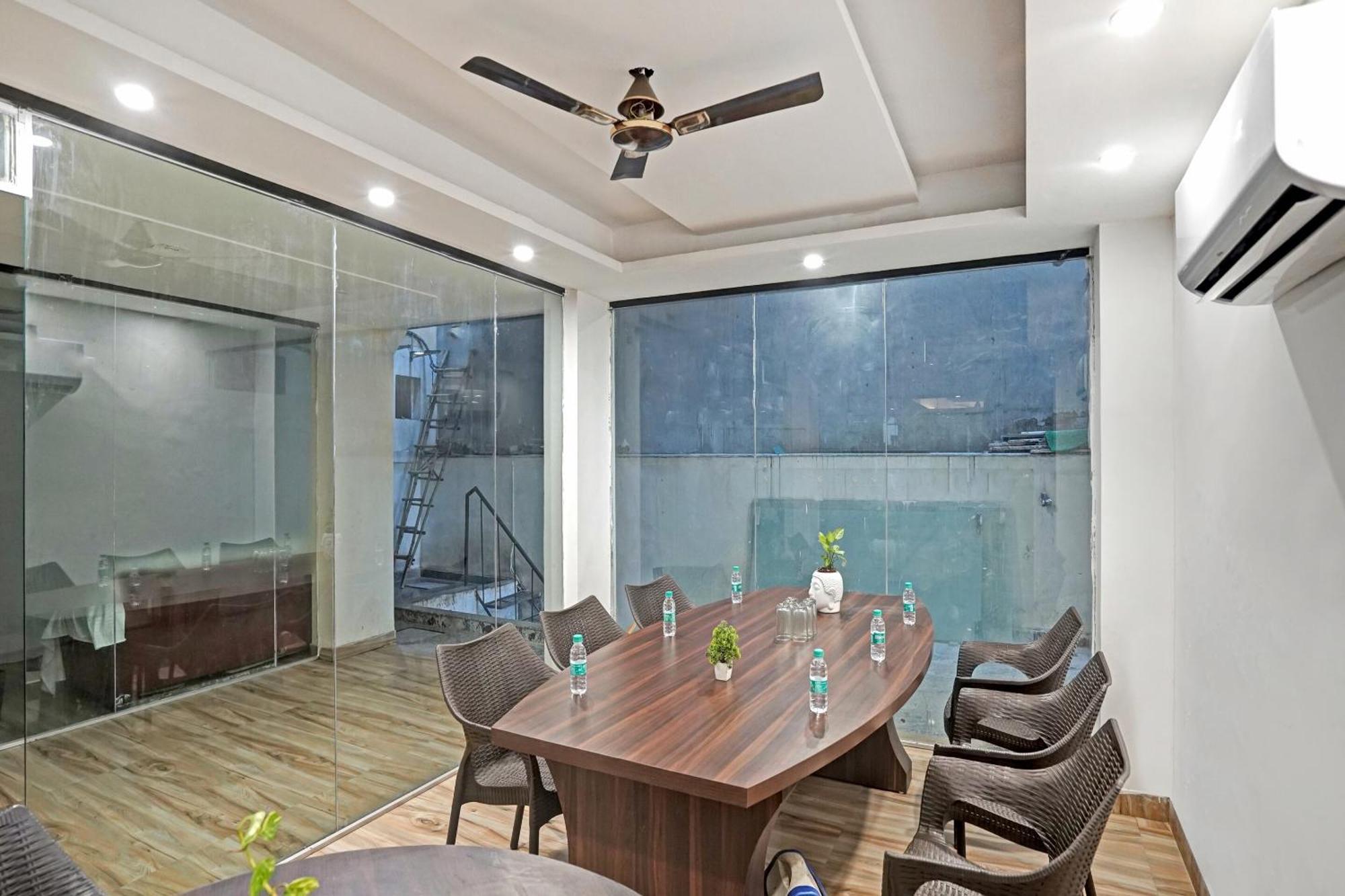 Townhouse 1135 Bellmore 3* Gurgaon