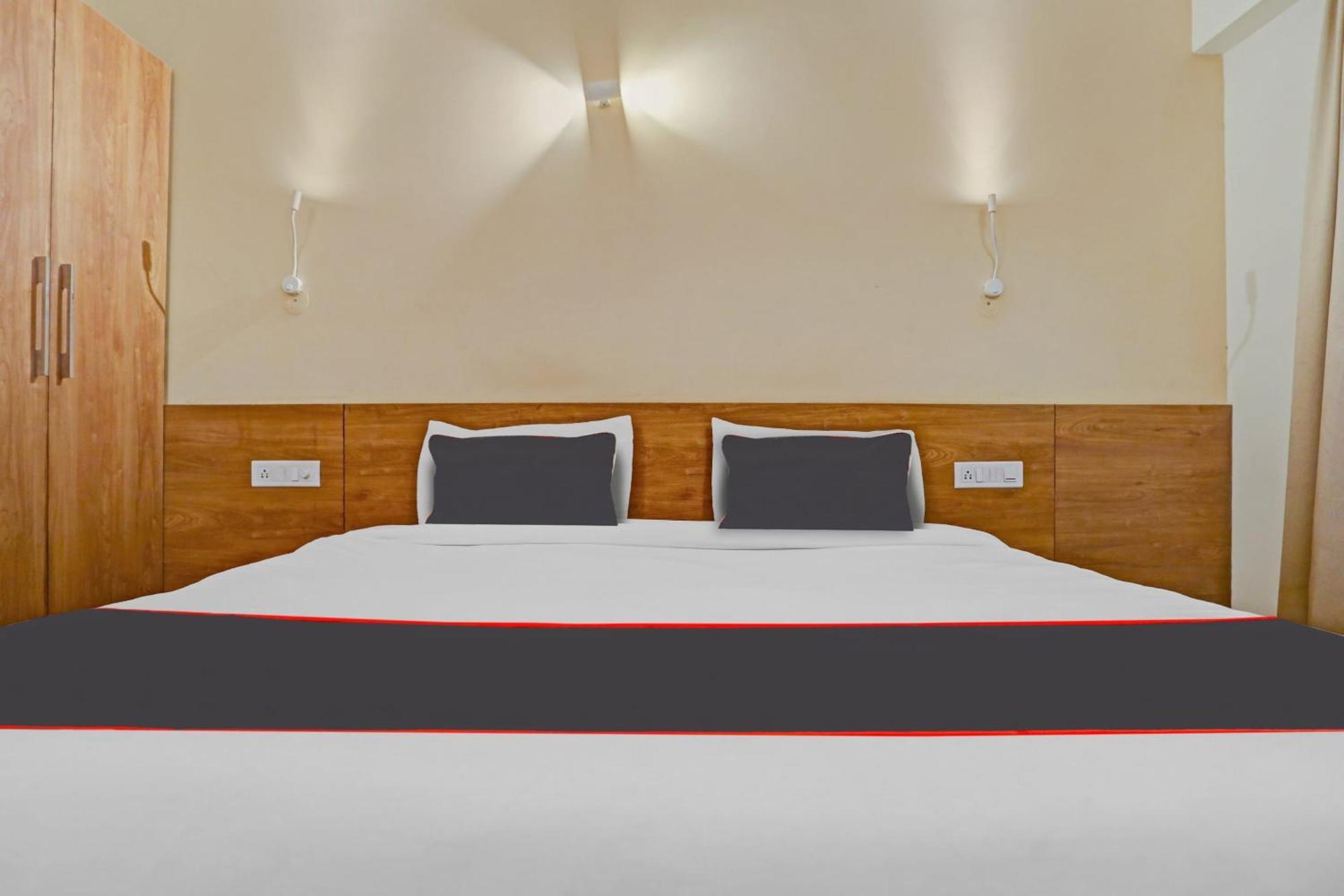 Collection O Rm Residency Near Appu Ghar Hotel 3*
