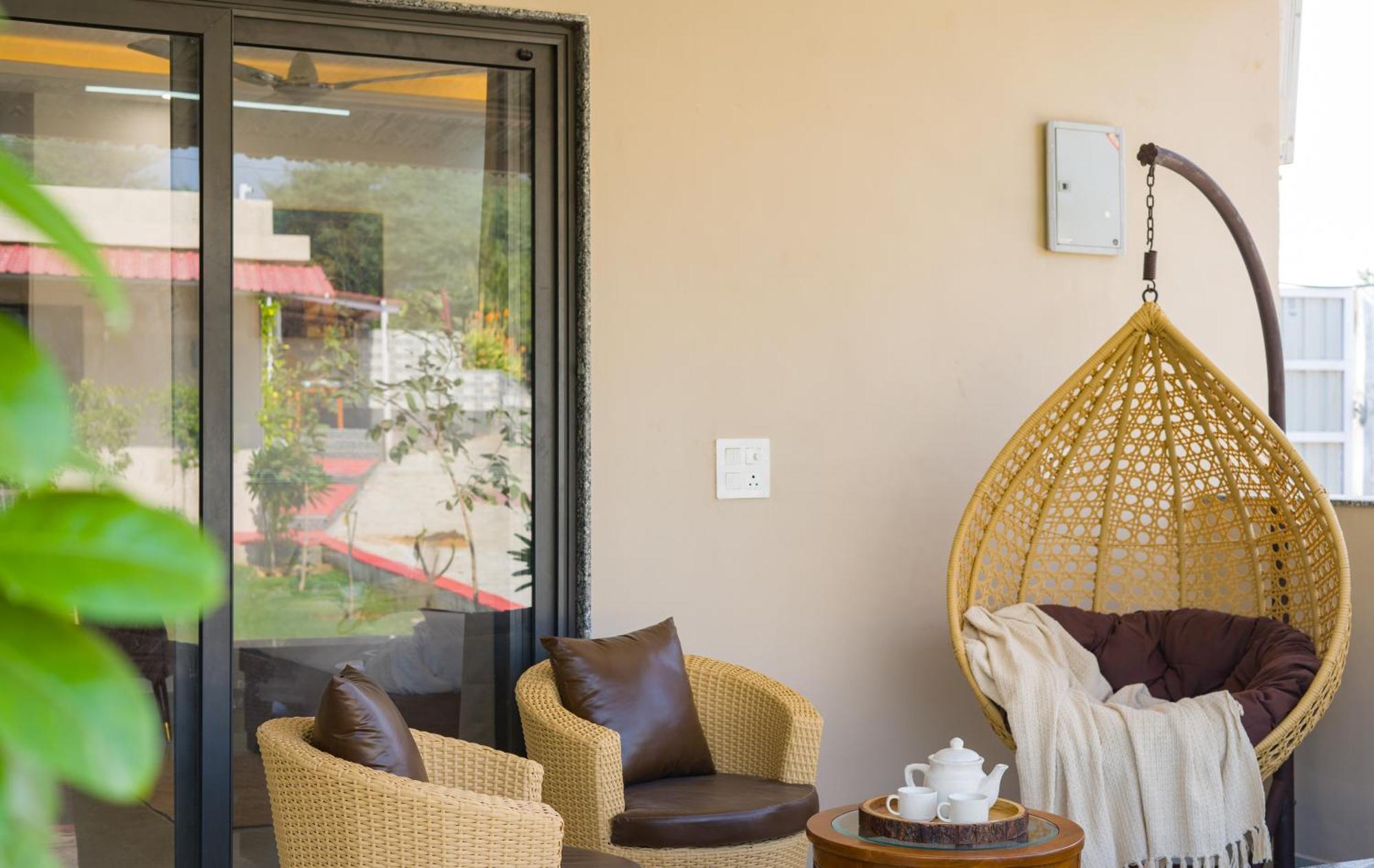 Villa Elivaas 5 Bhk With Pvt Pool & Garden - Zenora