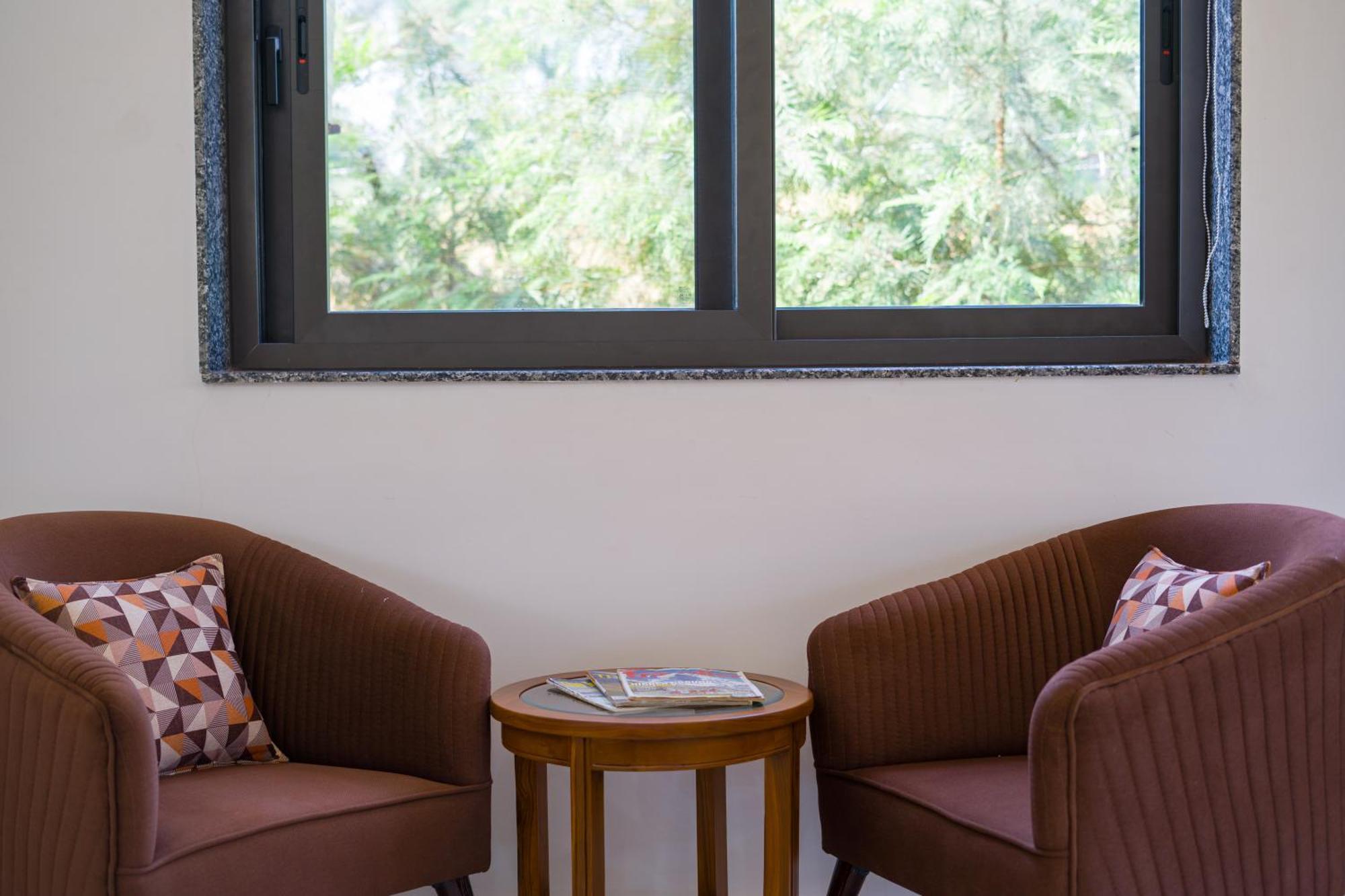 Elivaas 5 Bhk With Pvt Pool & Garden - Zenora Gurgaon