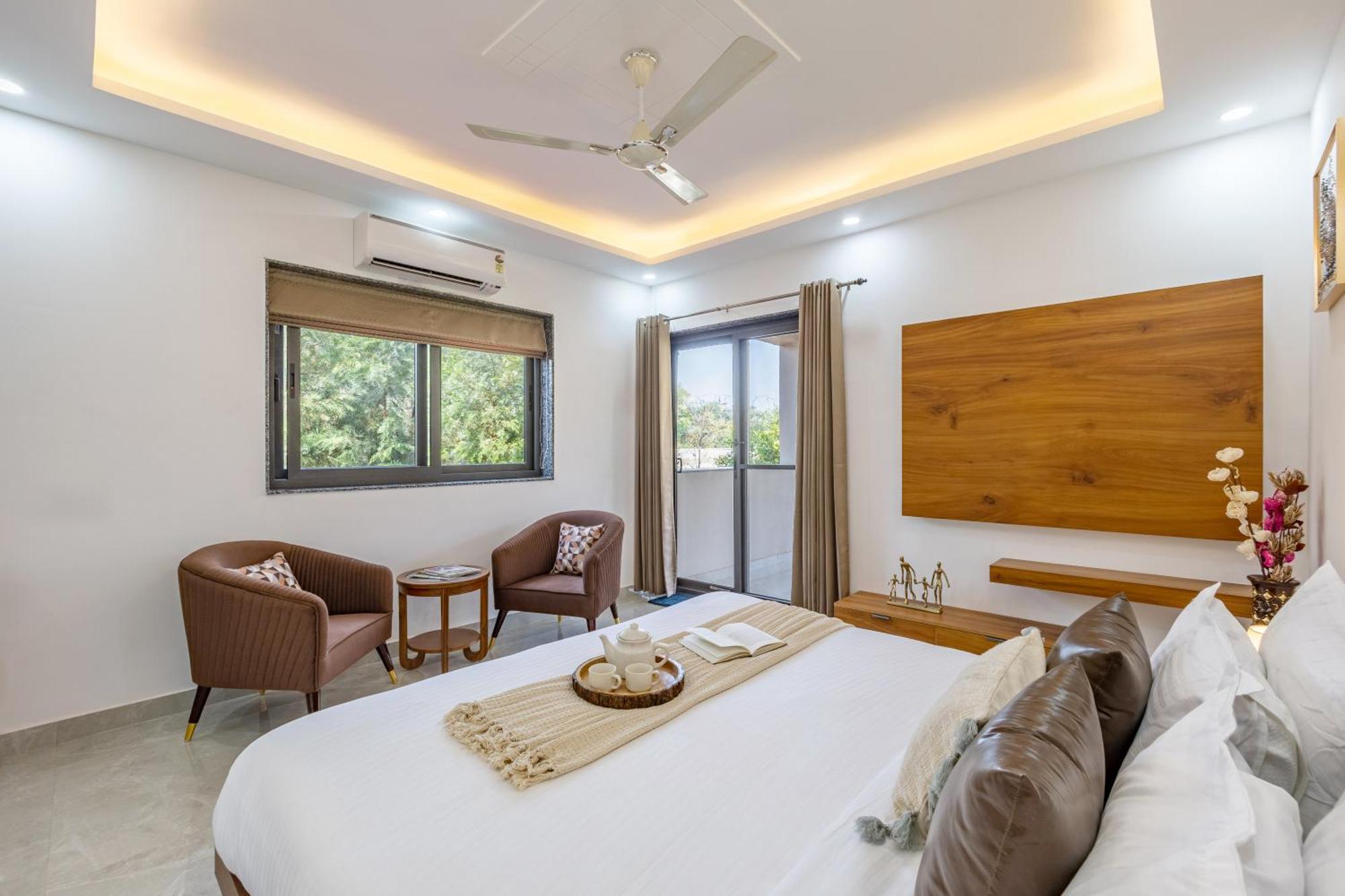 Elivaas 5 Bhk With Pvt Pool & Garden - Zenora Gurgaon
