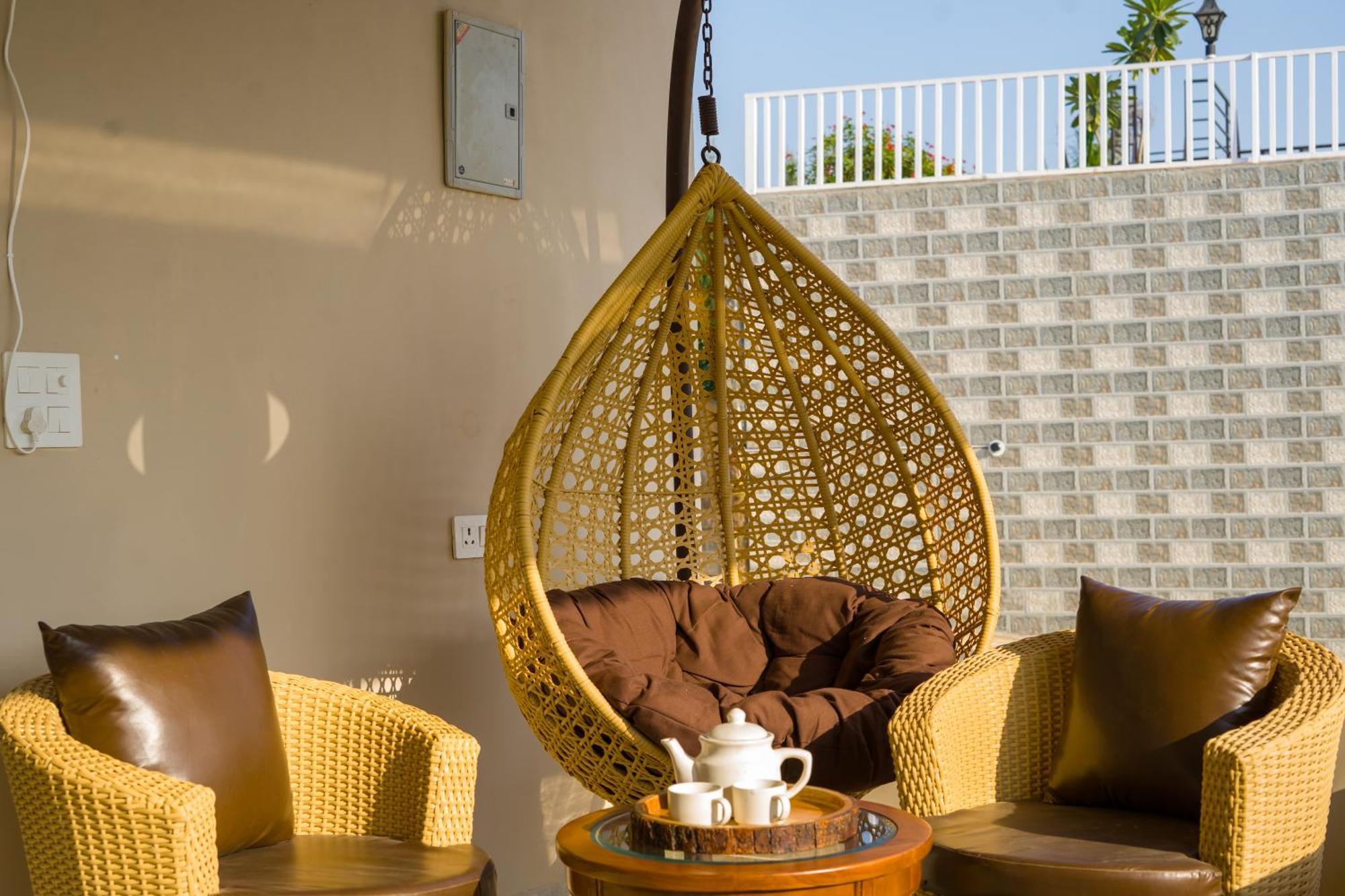 Elivaas 5 Bhk With Pvt Pool & Garden - Zenora * Gurgaon