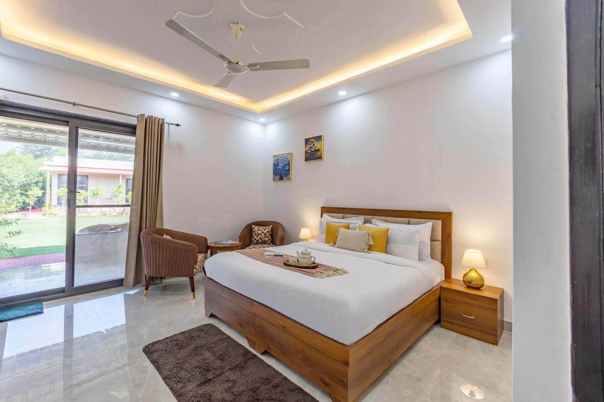 Elivaas 5 Bhk With Pvt Pool & Garden - Zenora *