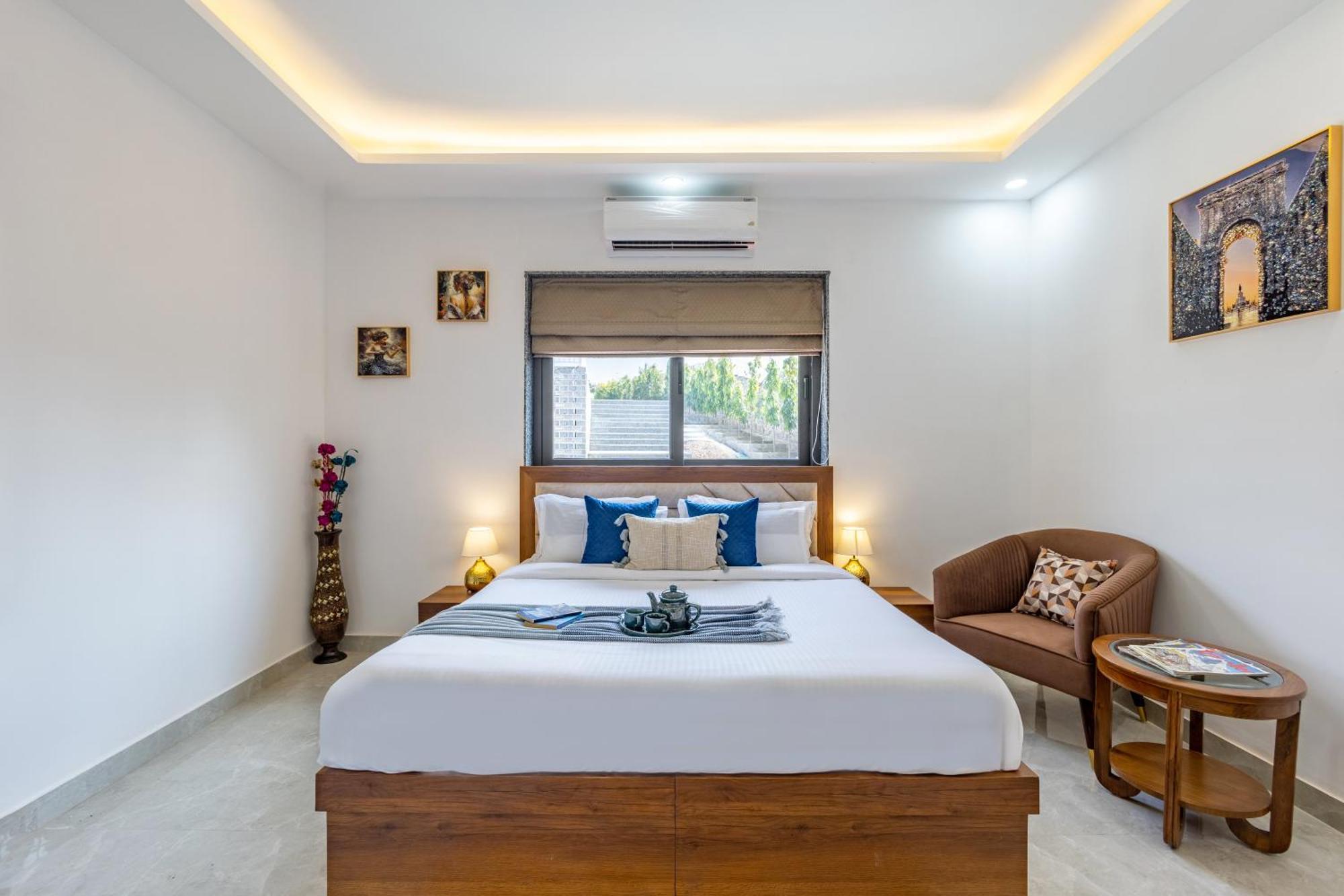 Elivaas 5 Bhk With Pvt Pool & Garden - Zenora Villa Gurgaon
