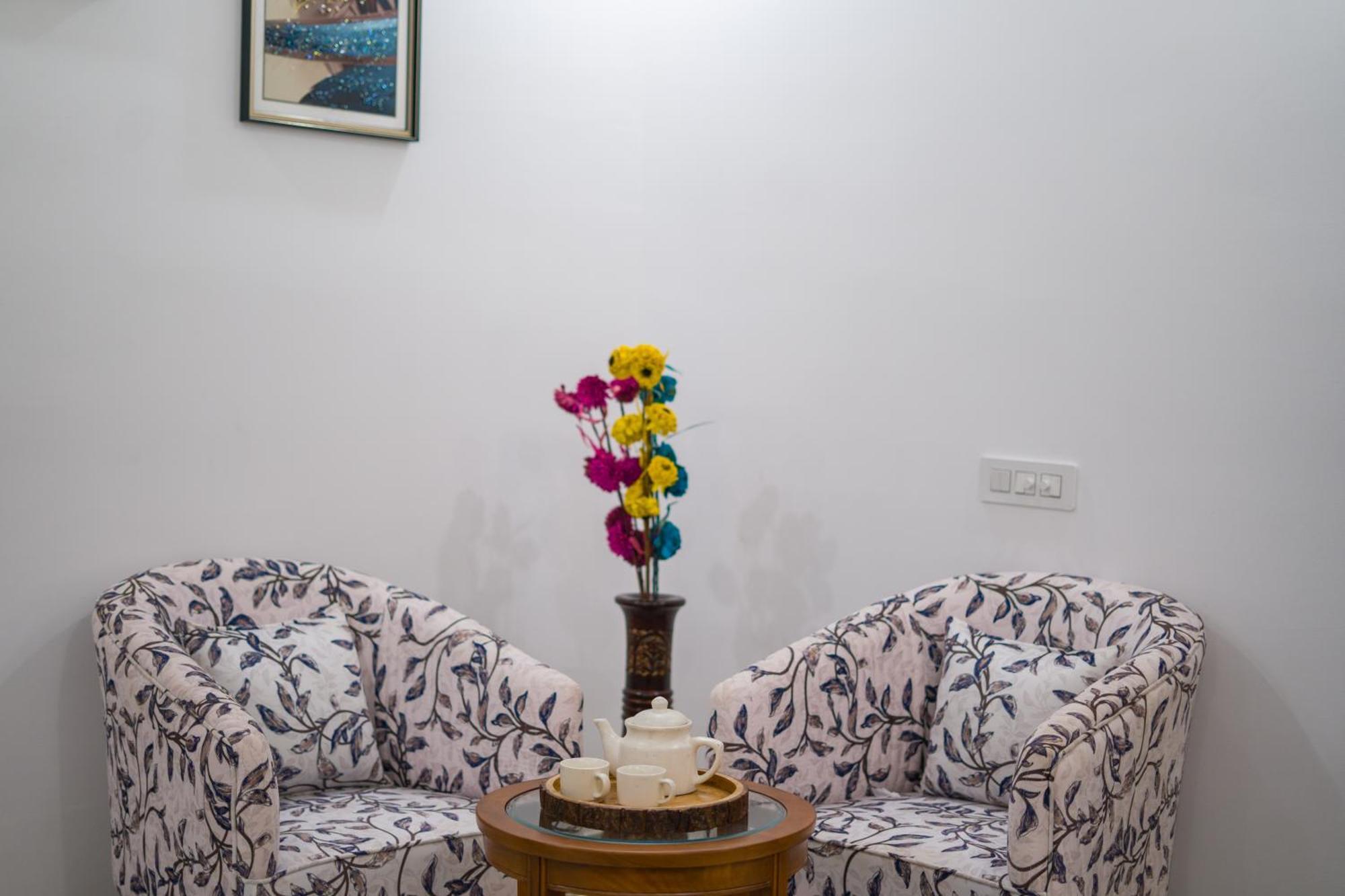 Villa Elivaas 5 Bhk With Pvt Pool & Garden - Zenora